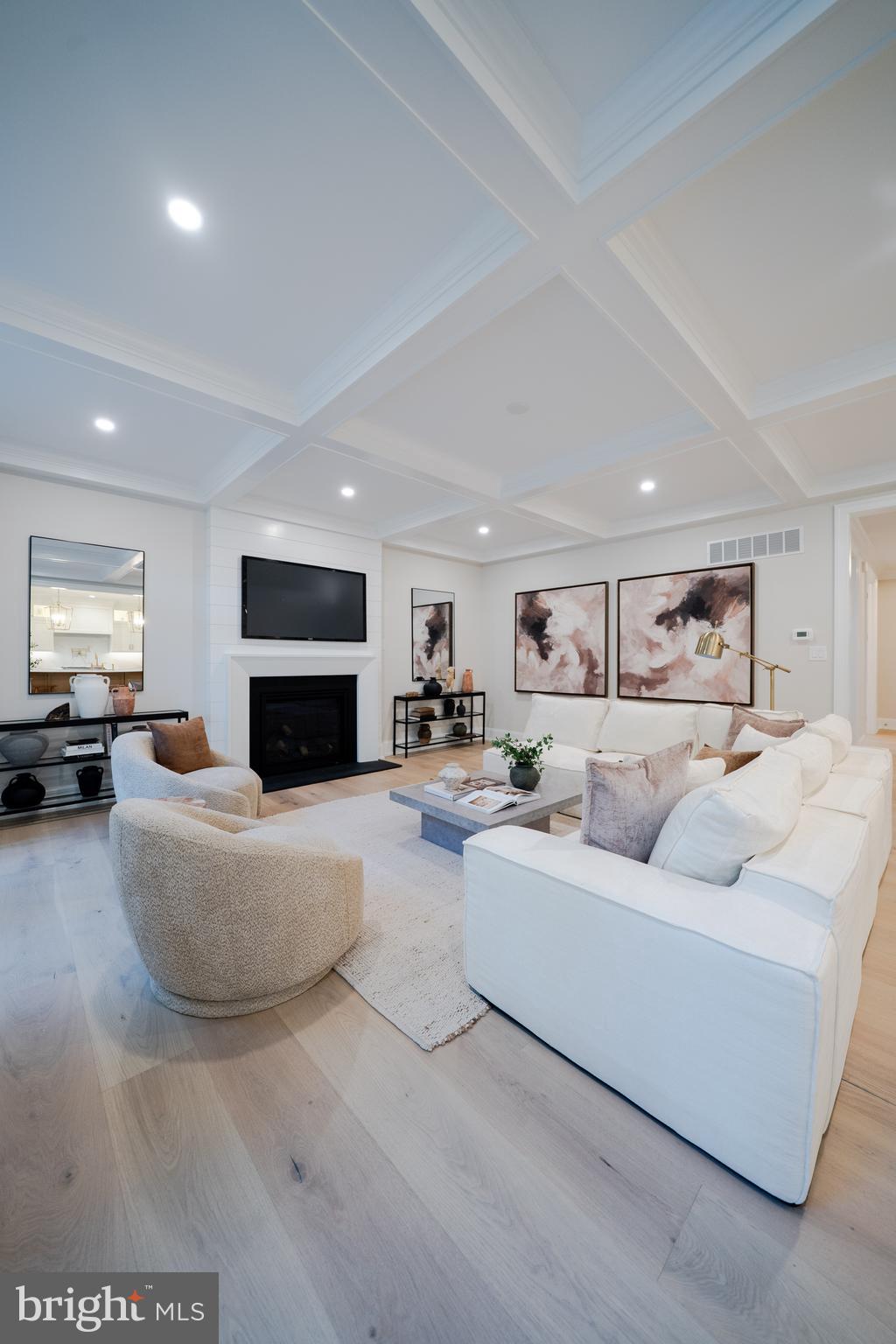 GLENHARDIE - Residential