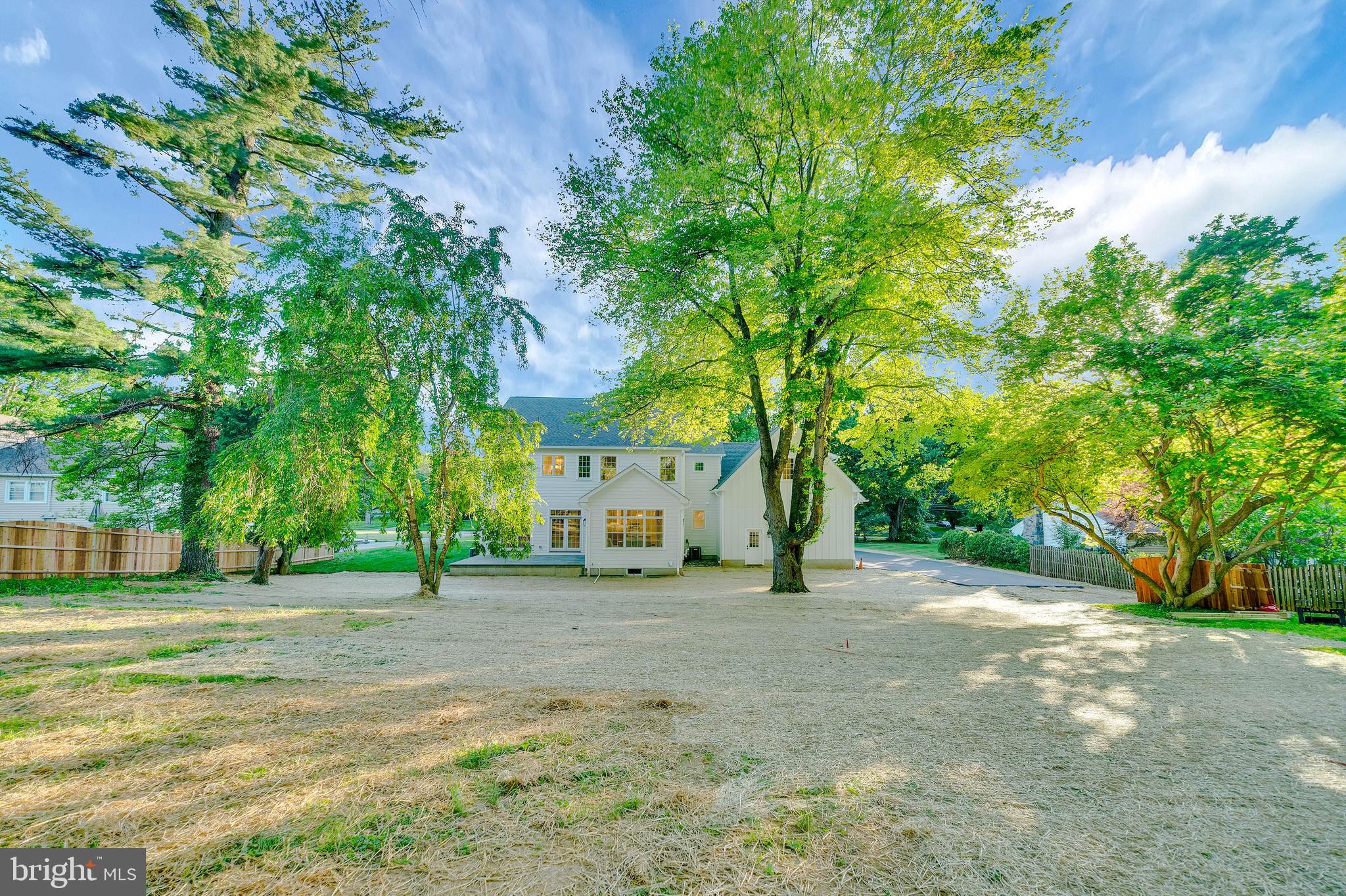 GLENHARDIE - Residential