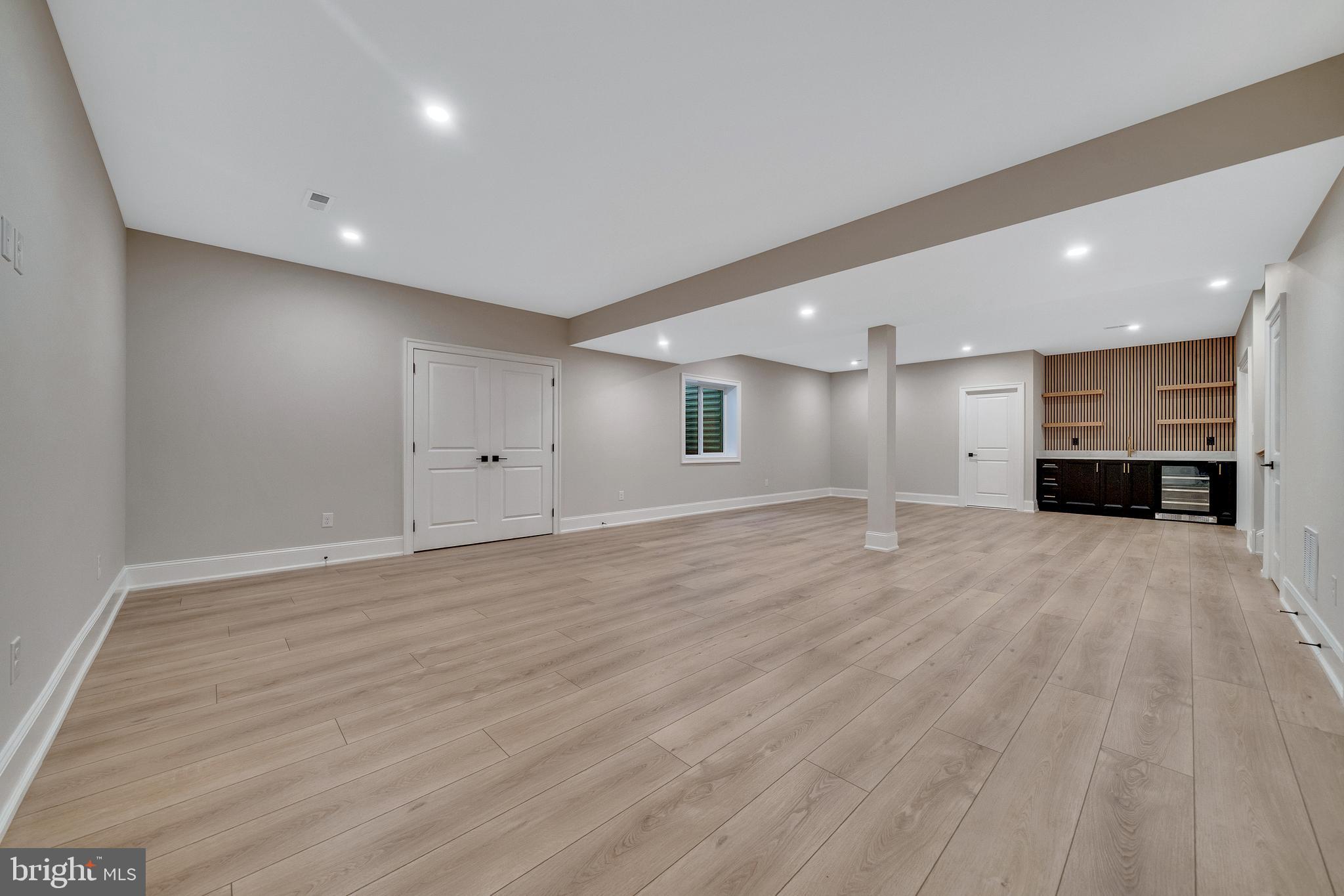 GLENHARDIE - Residential