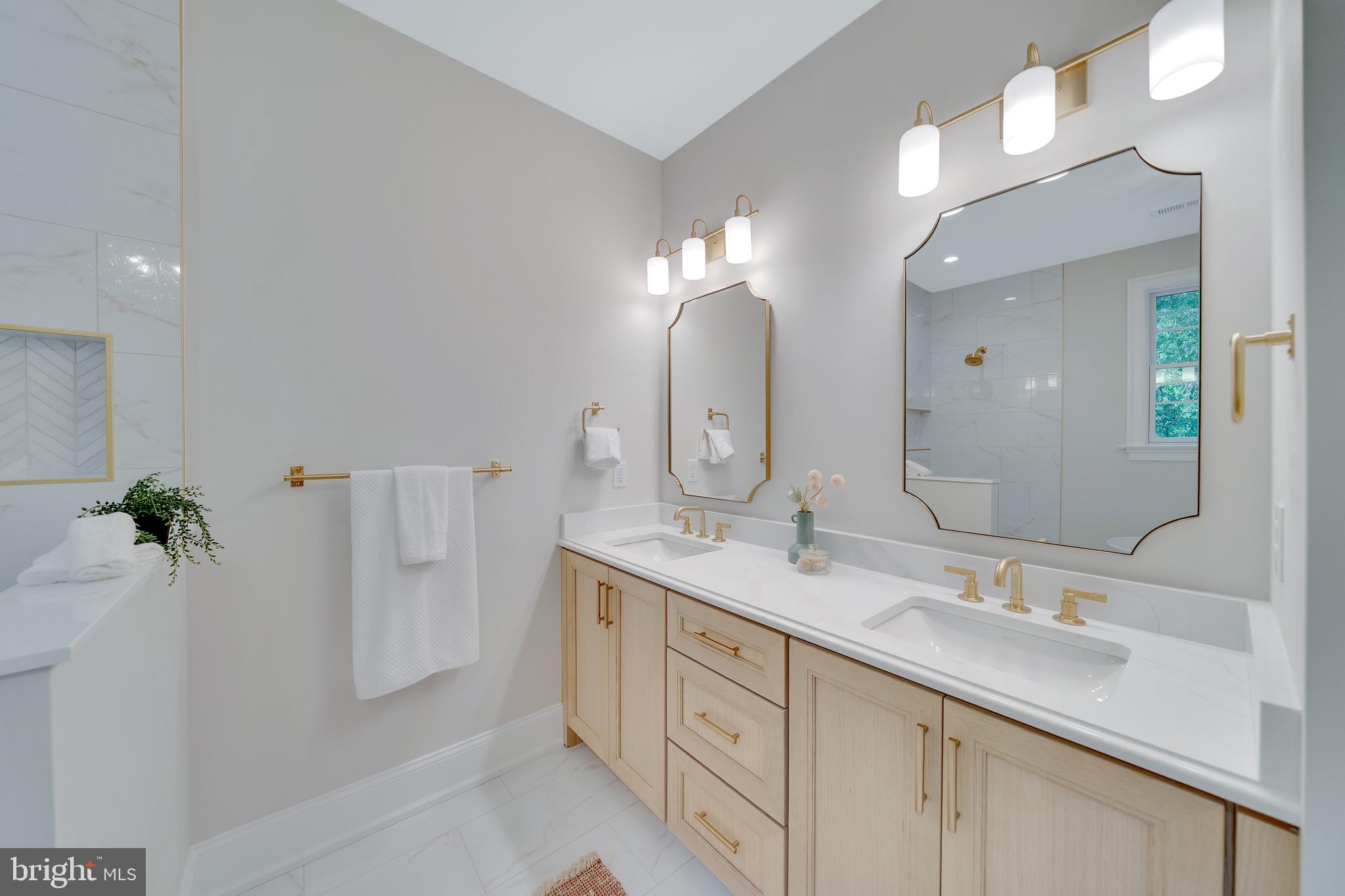 GLENHARDIE - Residential