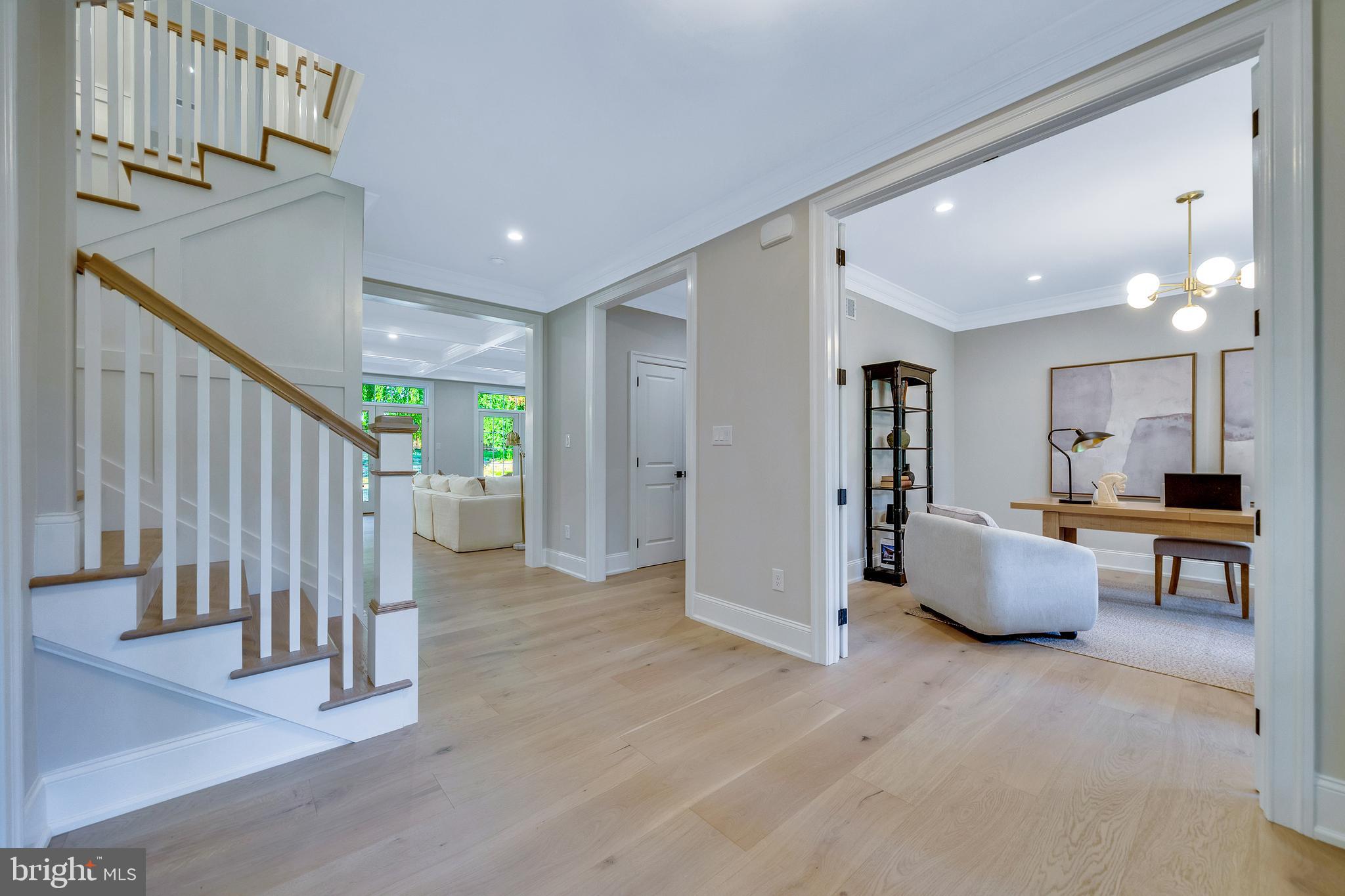 GLENHARDIE - Residential