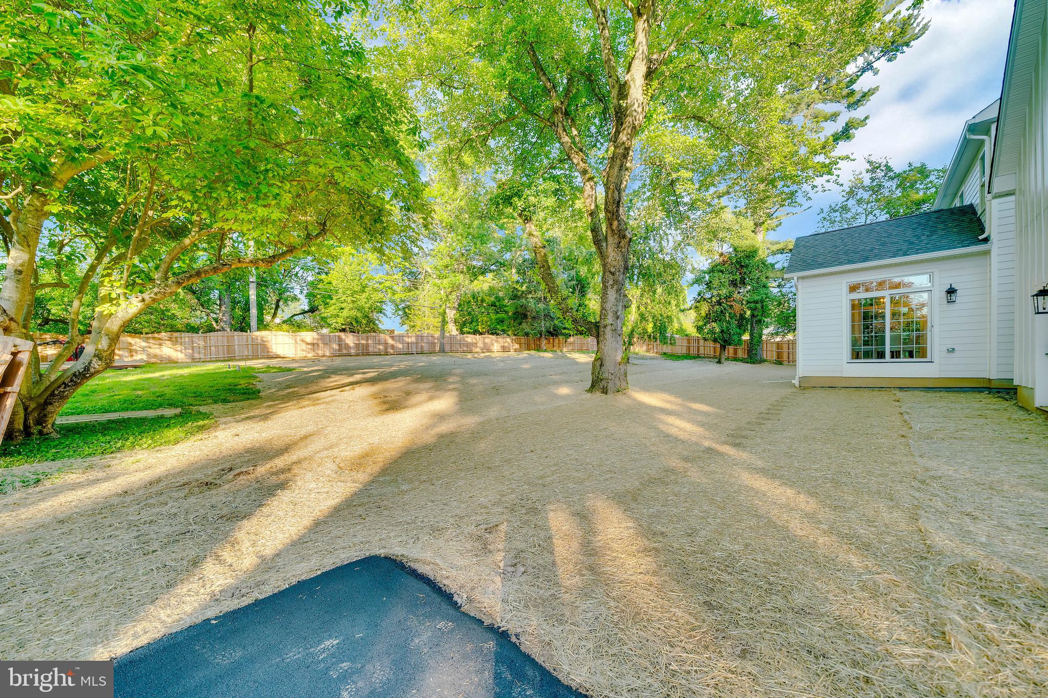 GLENHARDIE - Residential