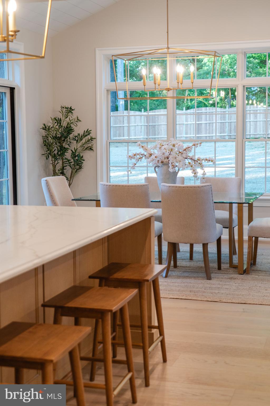 GLENHARDIE - Residential