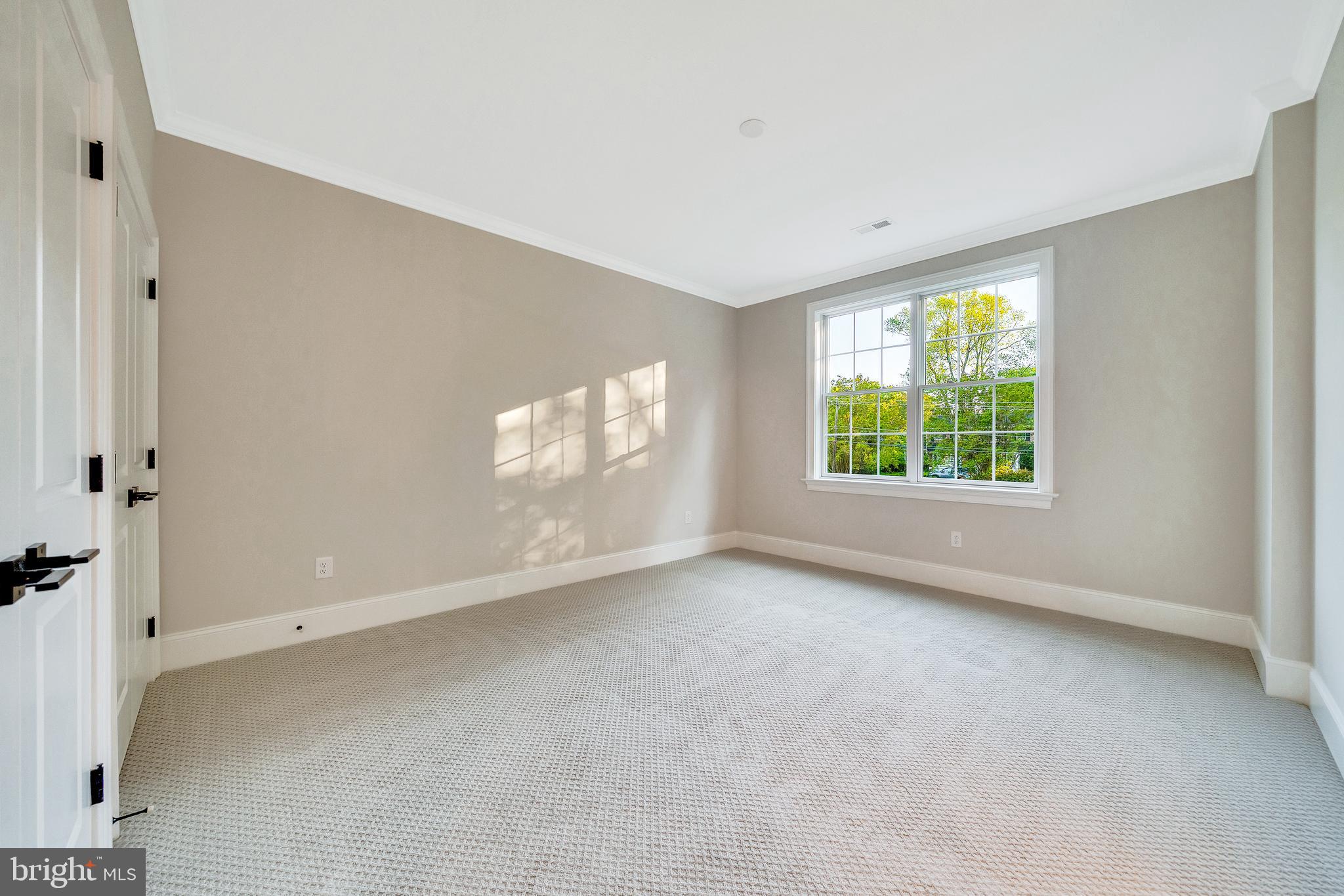 GLENHARDIE - Residential