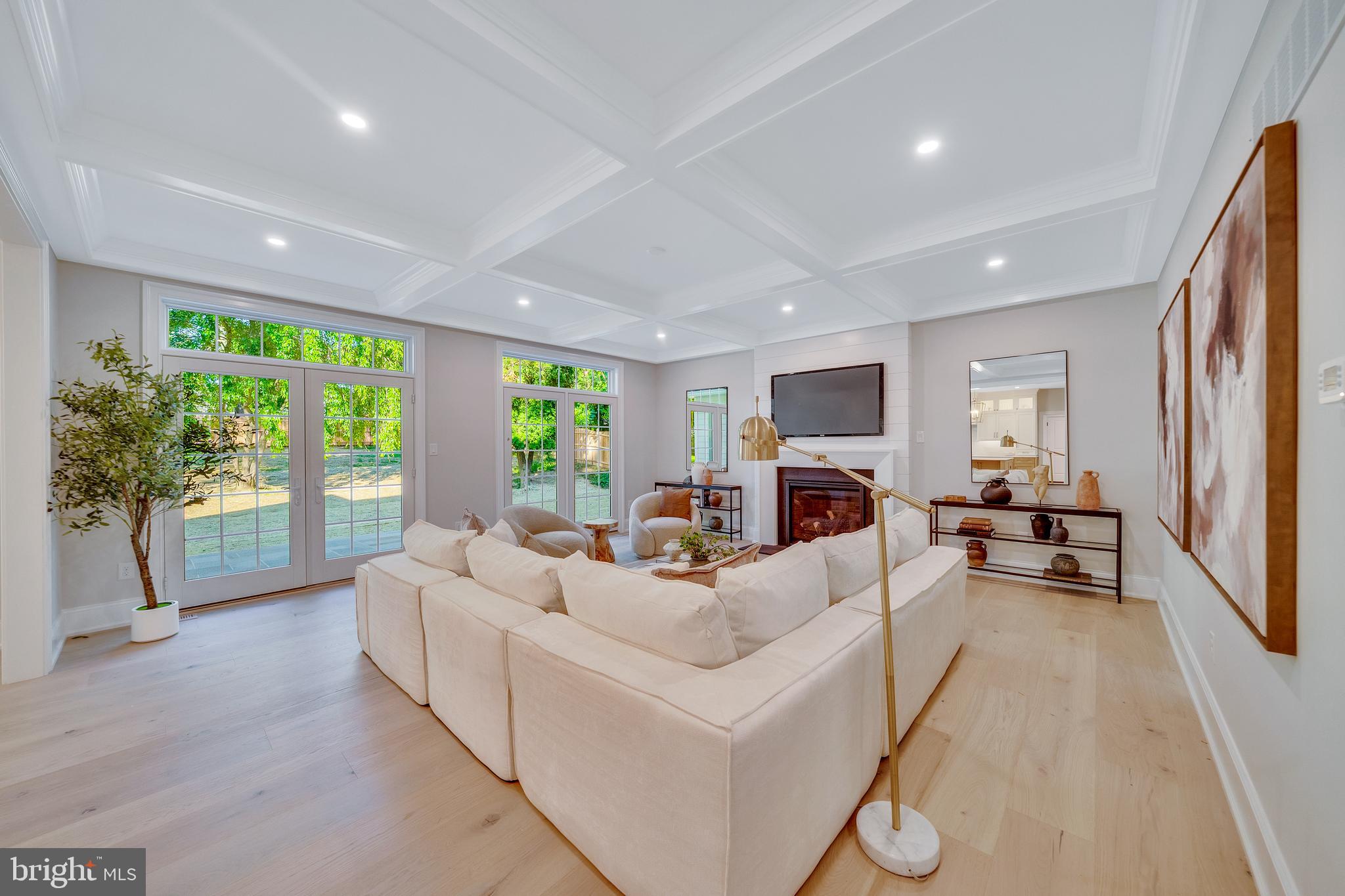 GLENHARDIE - Residential