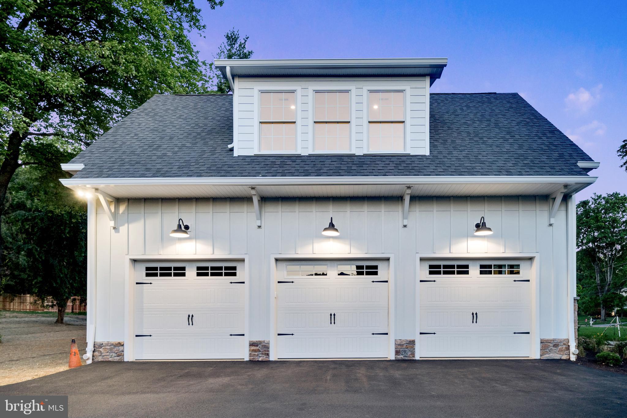 GLENHARDIE - Residential