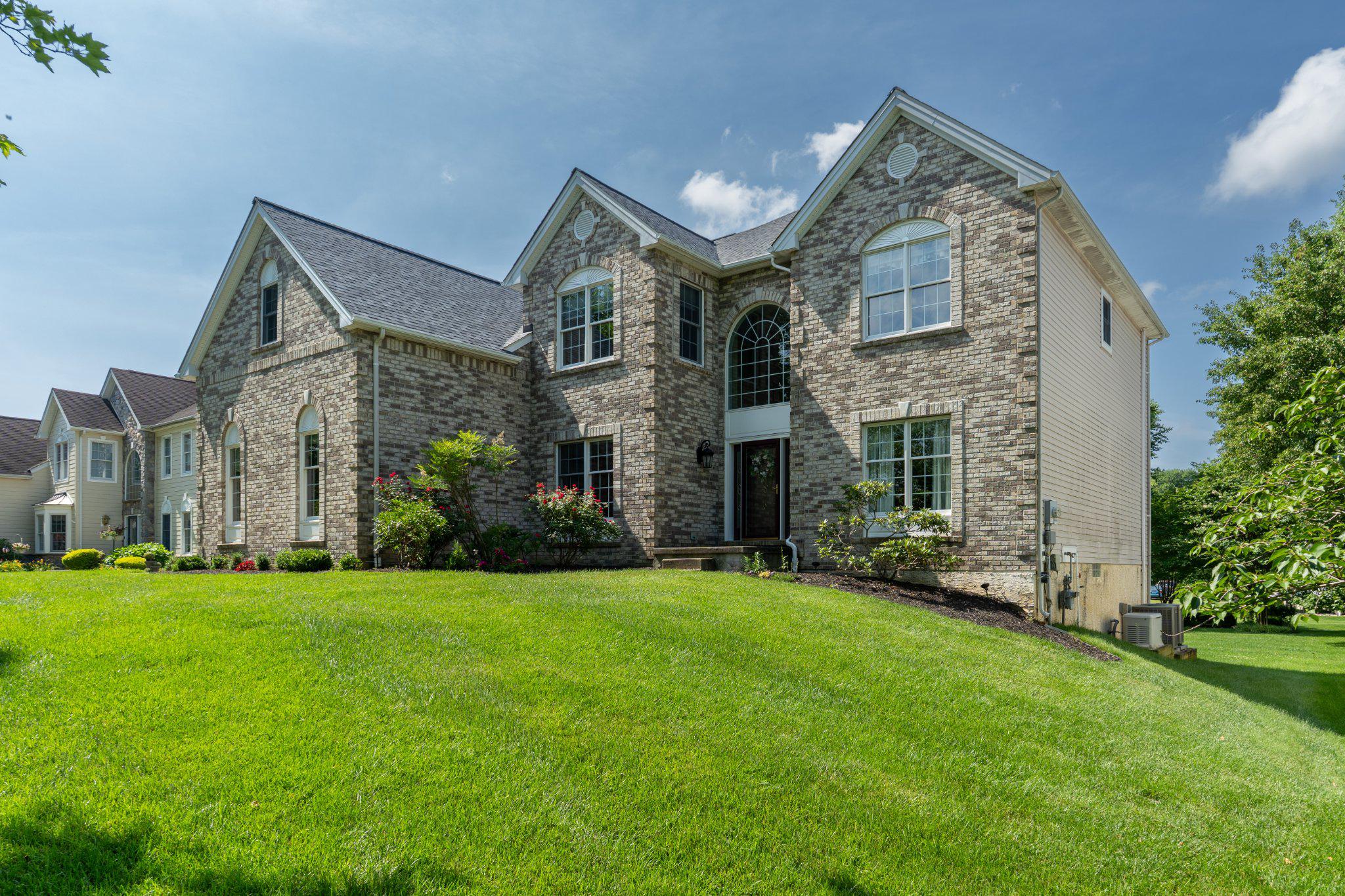 RED LION CHASE - Residential