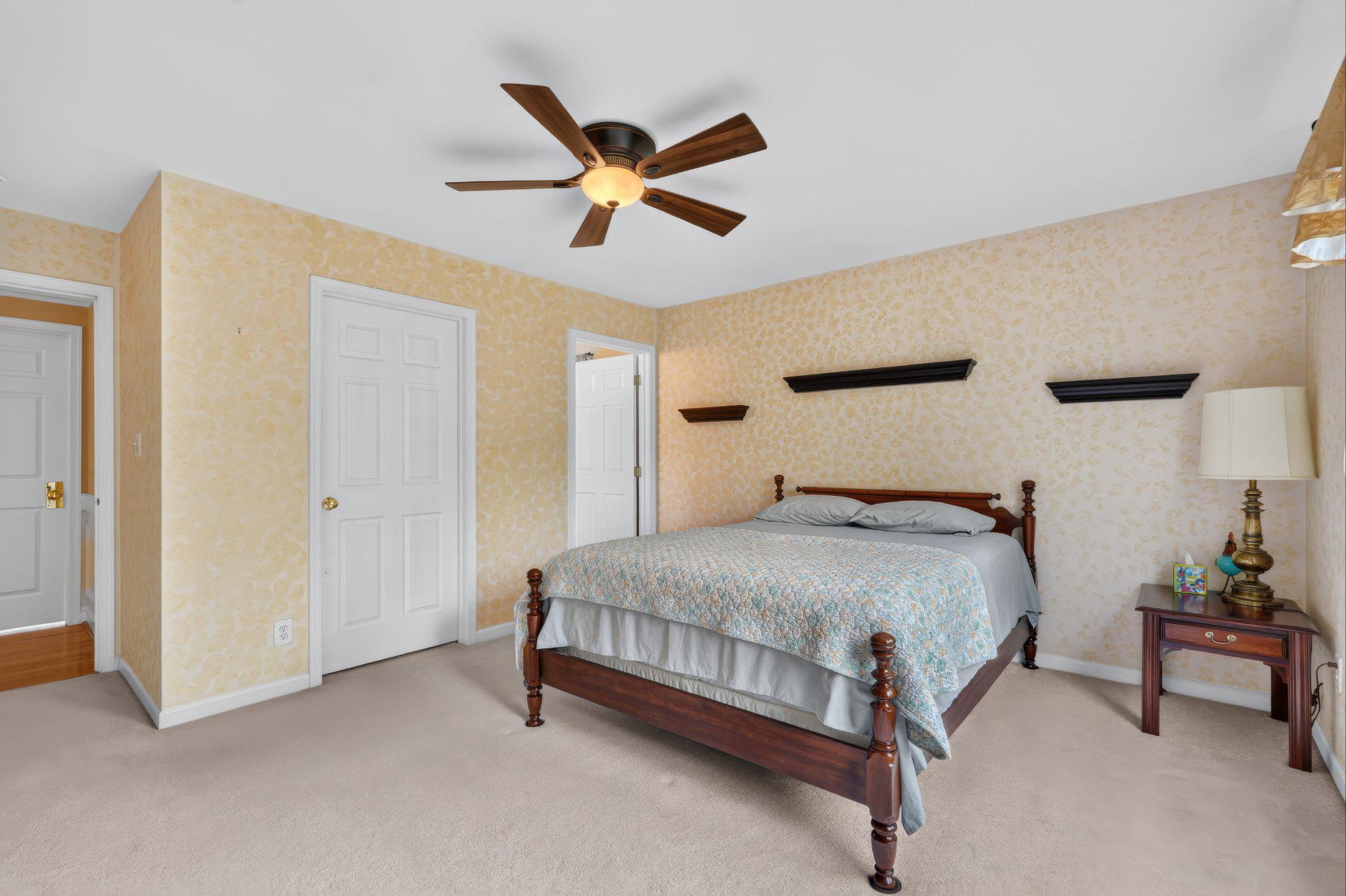 RED LION CHASE - Residential