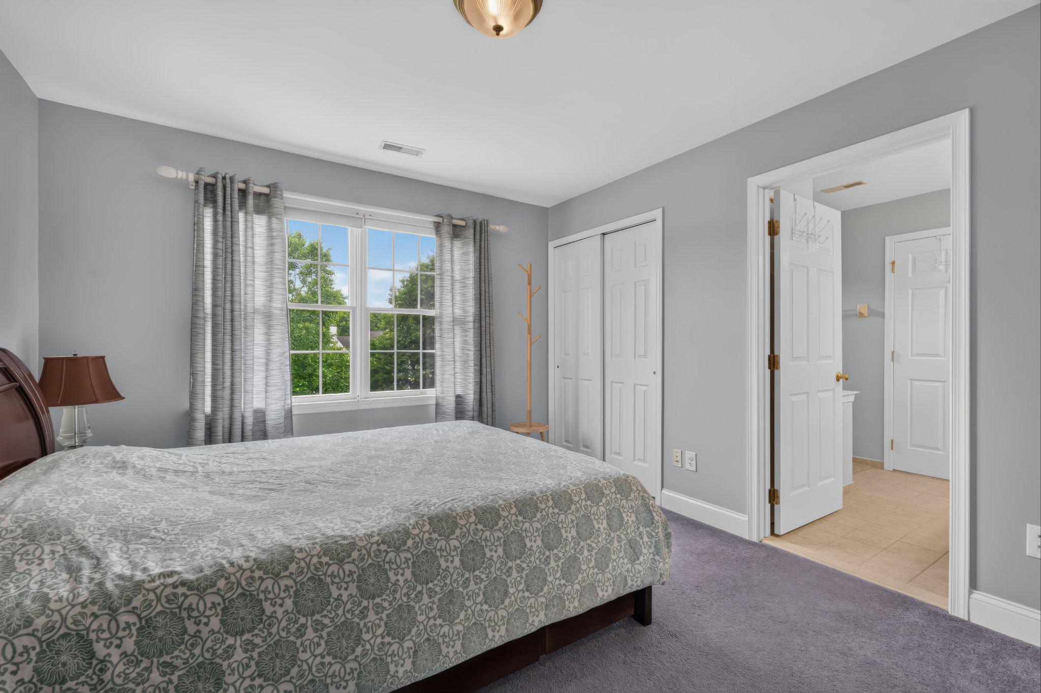 RED LION CHASE - Residential