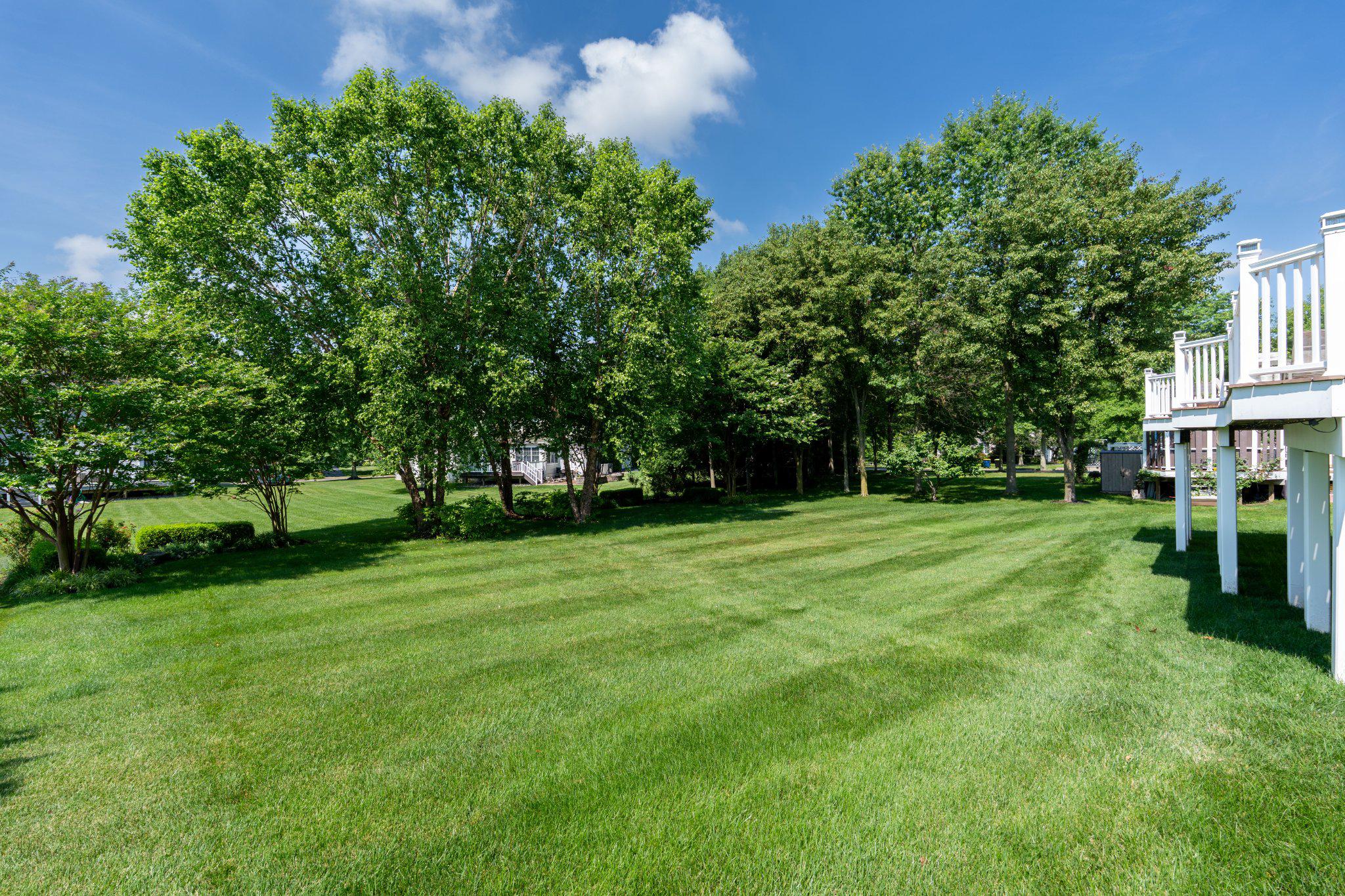 RED LION CHASE - Residential
