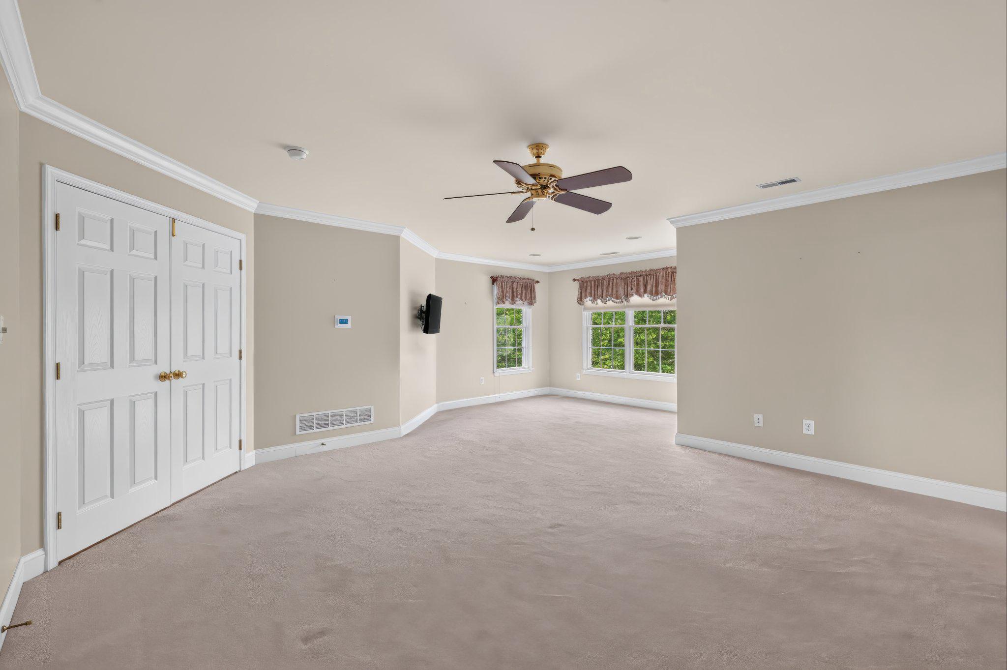 RED LION CHASE - Residential