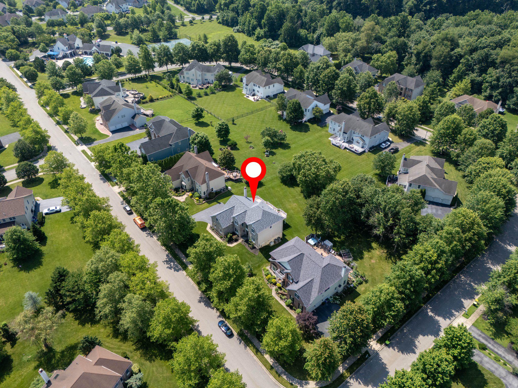RED LION CHASE - Residential