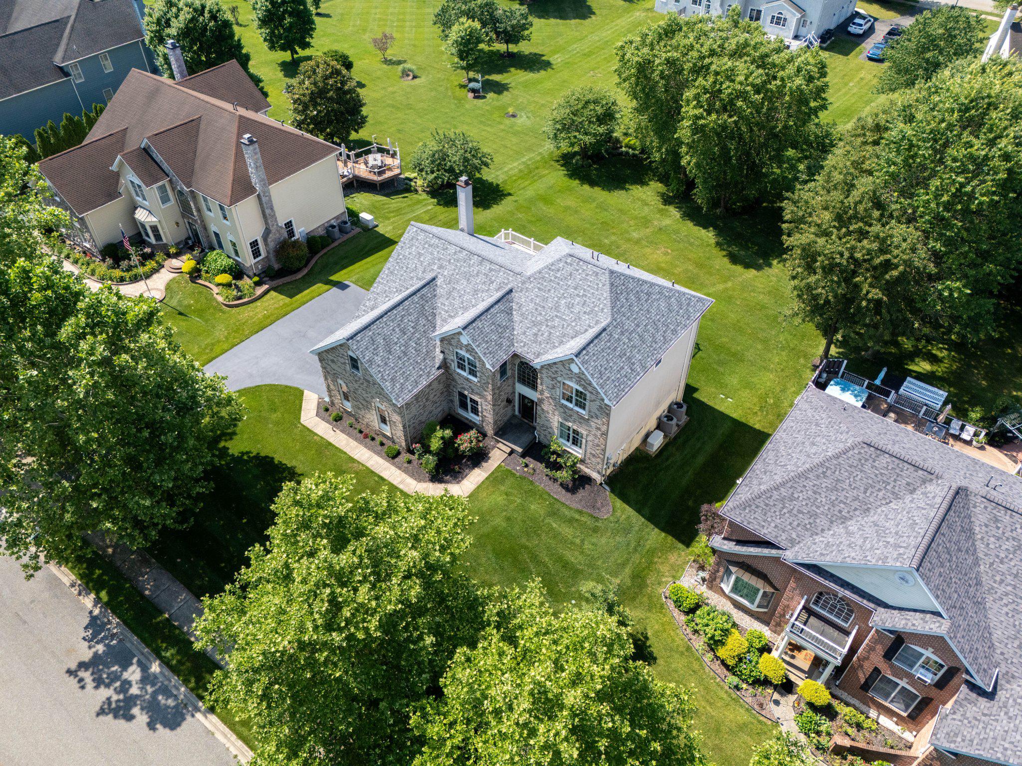RED LION CHASE - Residential