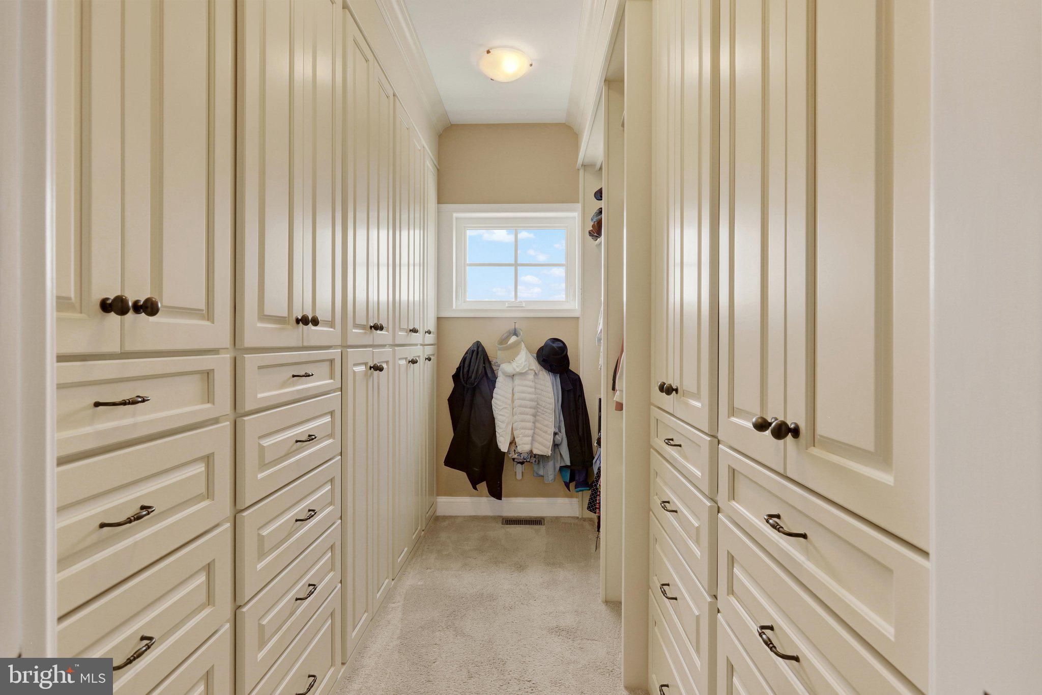 PENN NATIONAL GOLF COURSE COMMUNITY - Residential