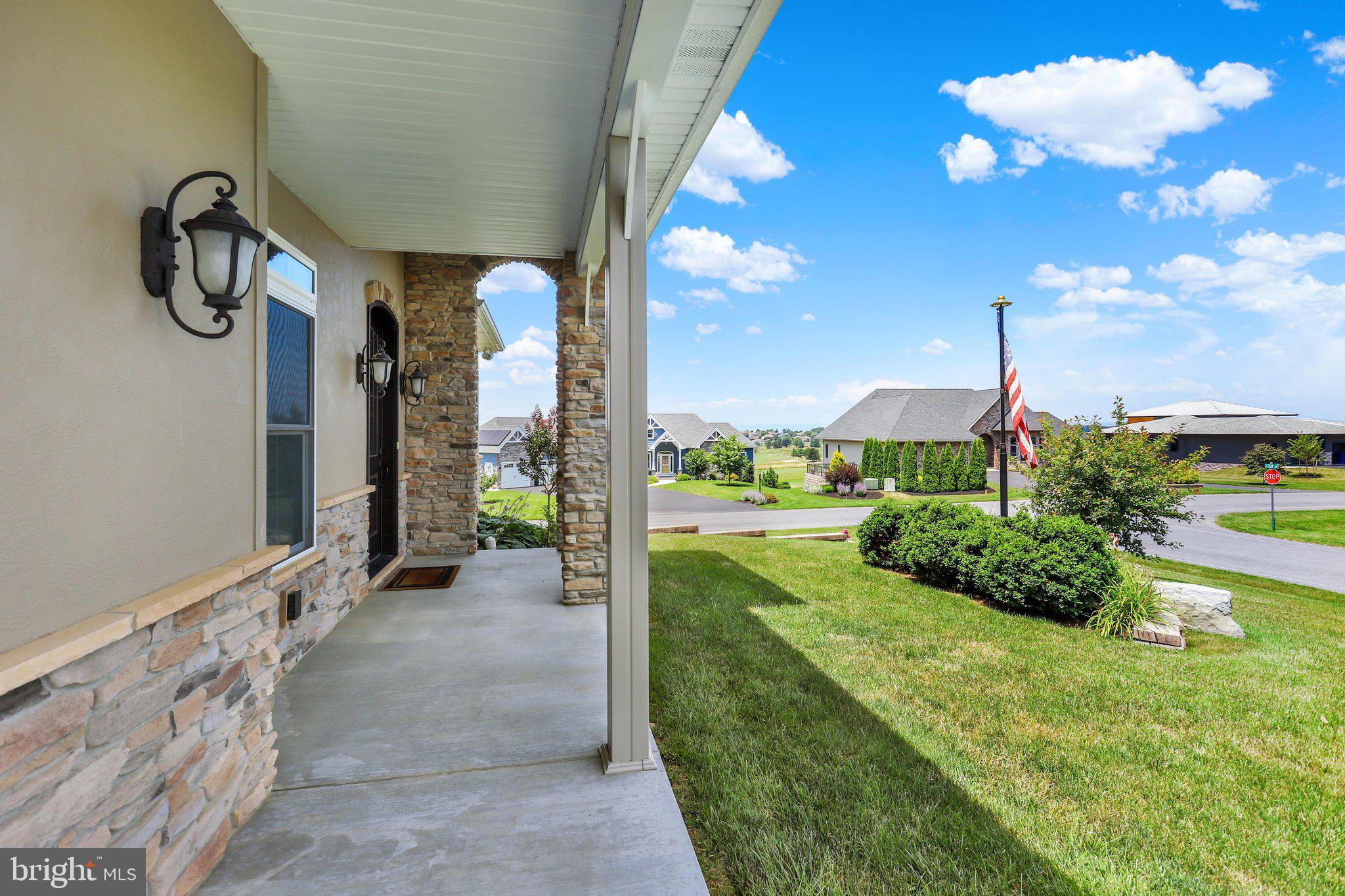 PENN NATIONAL GOLF COURSE COMMUNITY - Residential