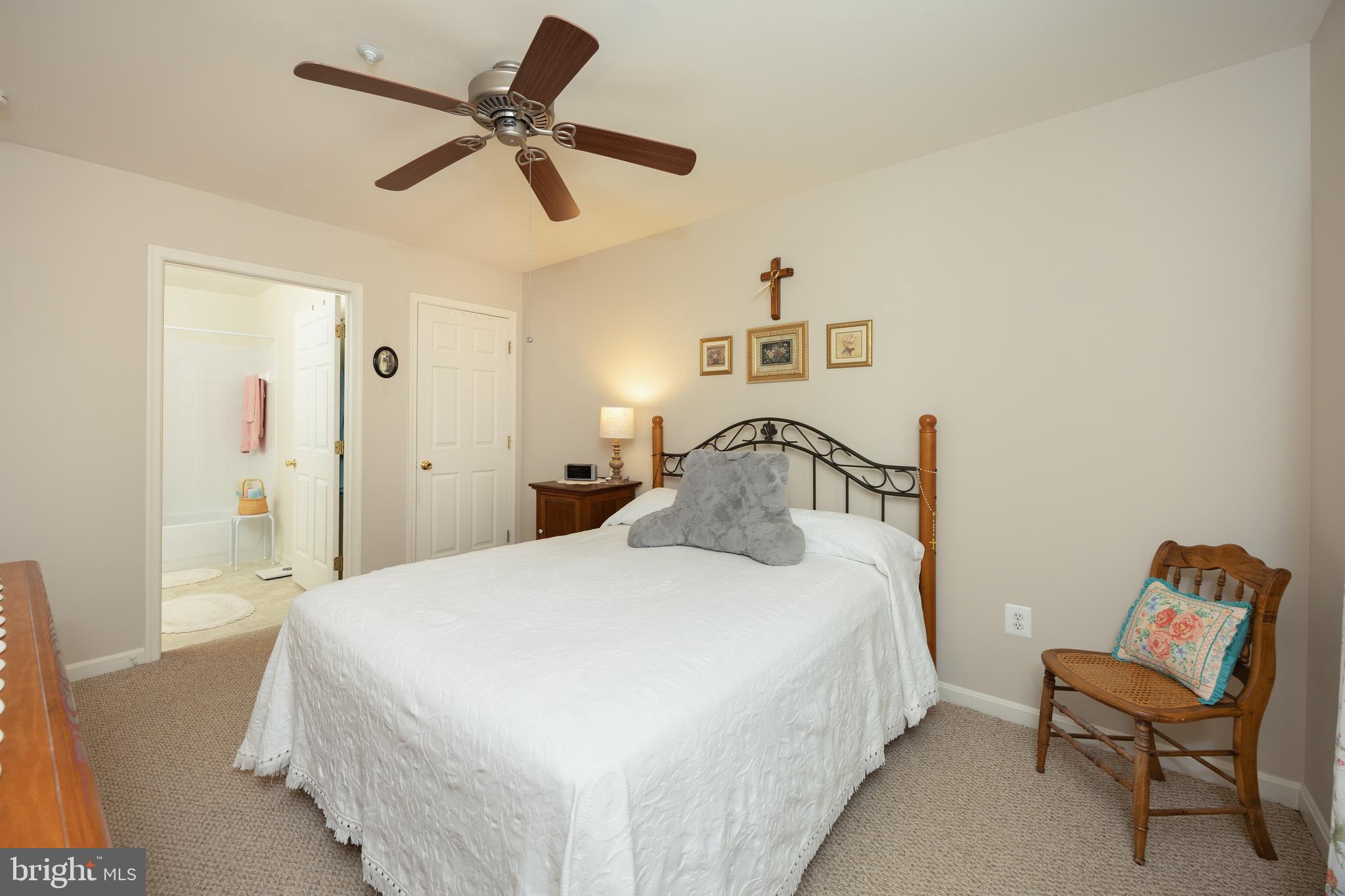 WINIFRED MANOR - Residential
