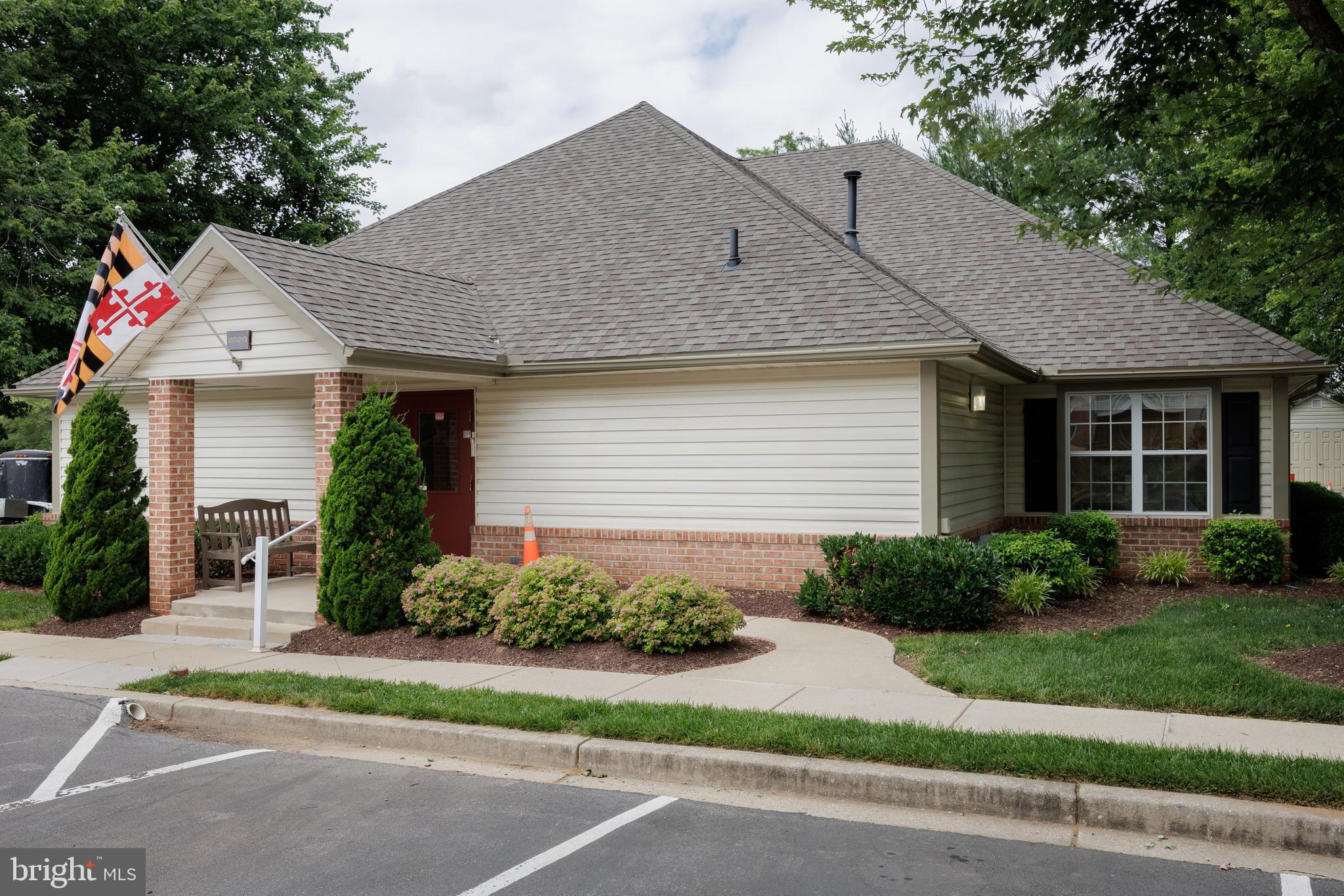 WINIFRED MANOR - Residential