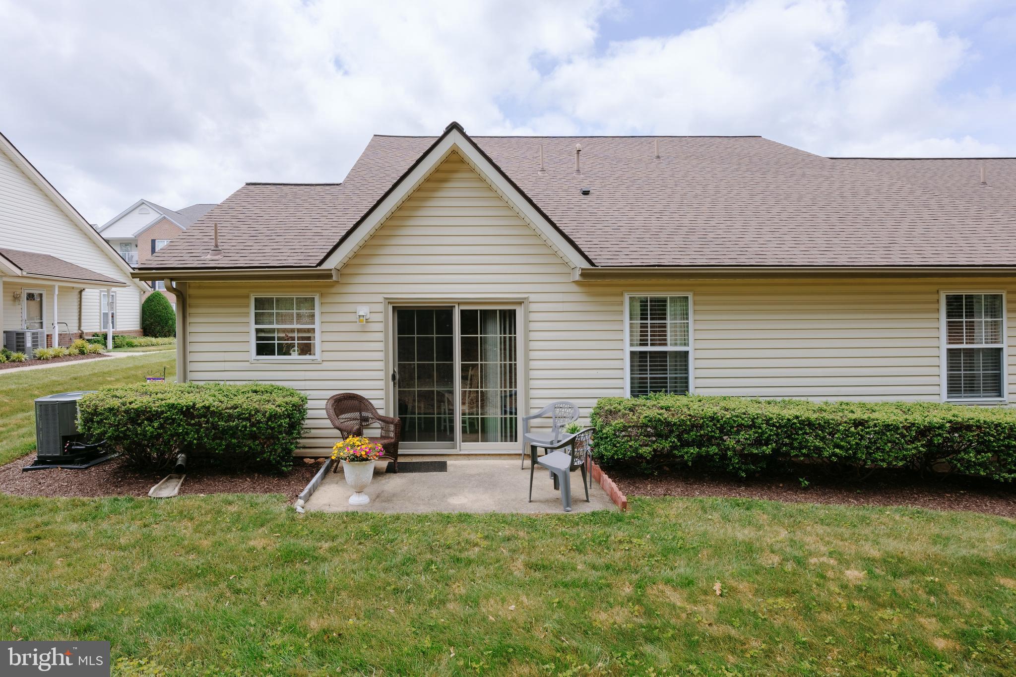 WINIFRED MANOR - Residential