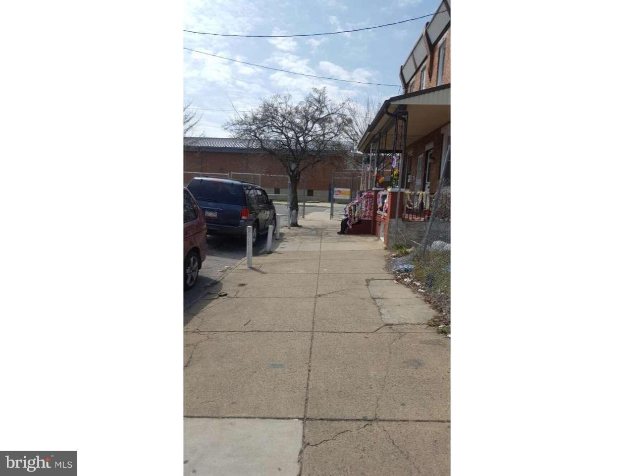 PORT RICHMOND - Land