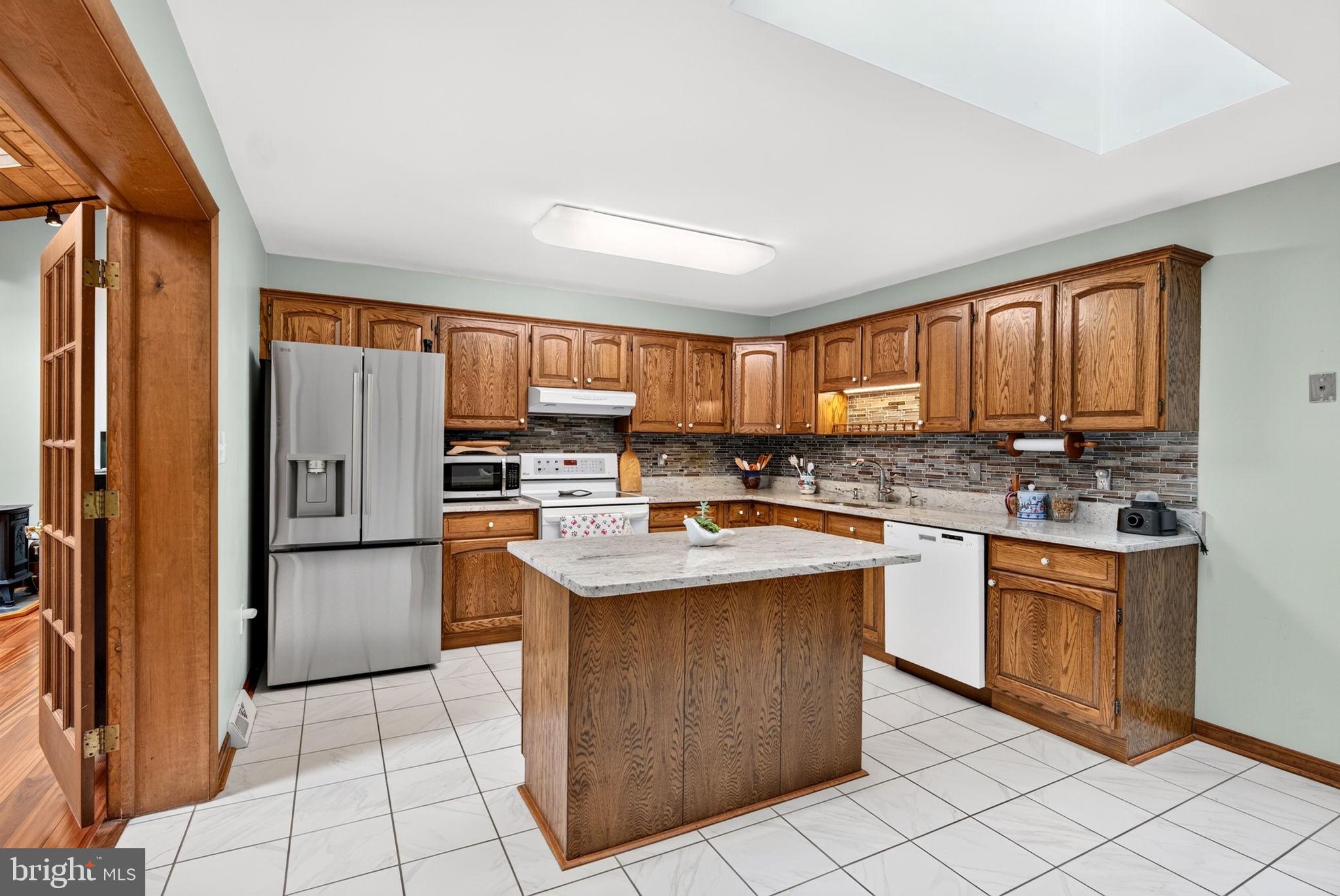 RIDGECROFT - Residential
