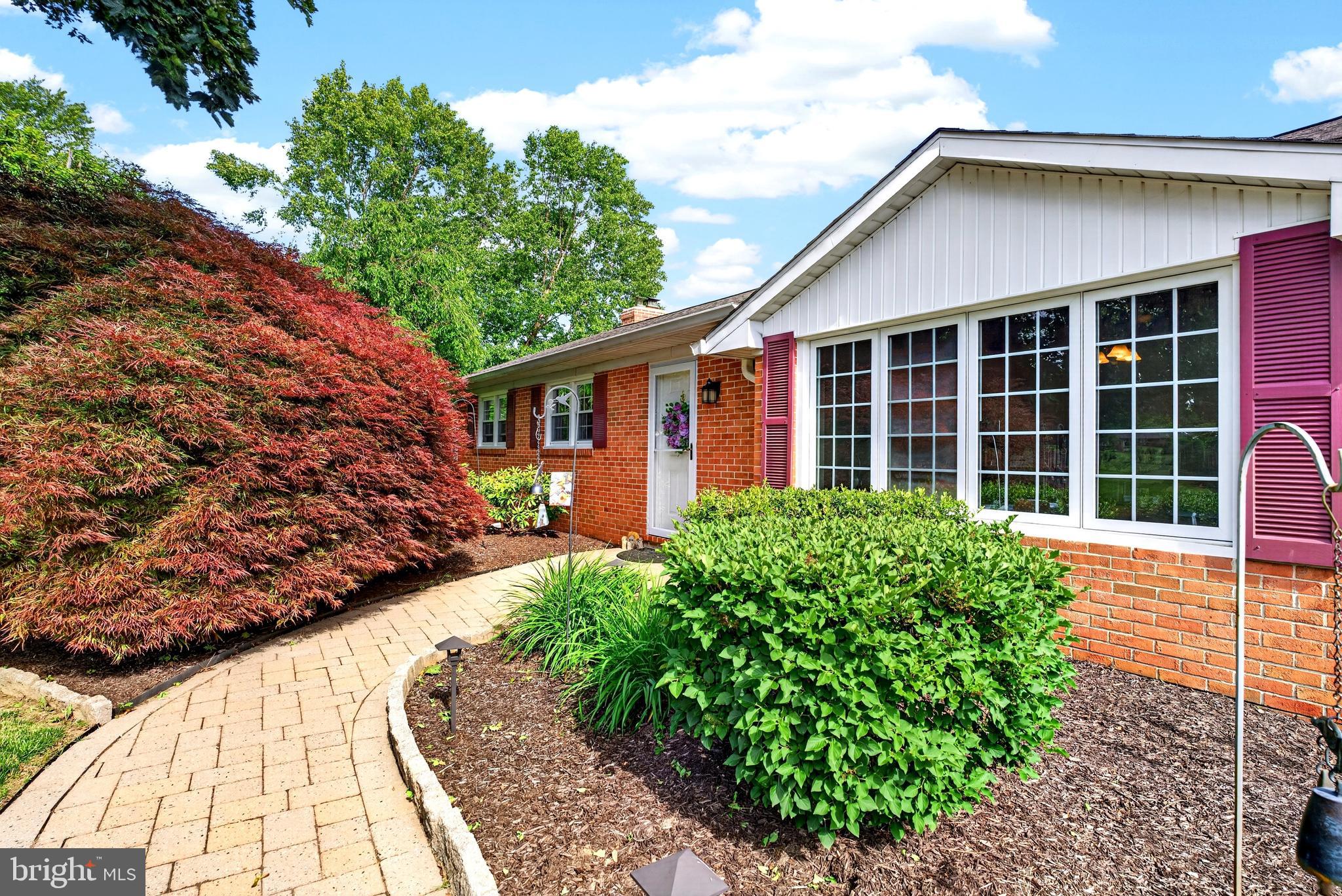 RIDGECROFT - Residential
