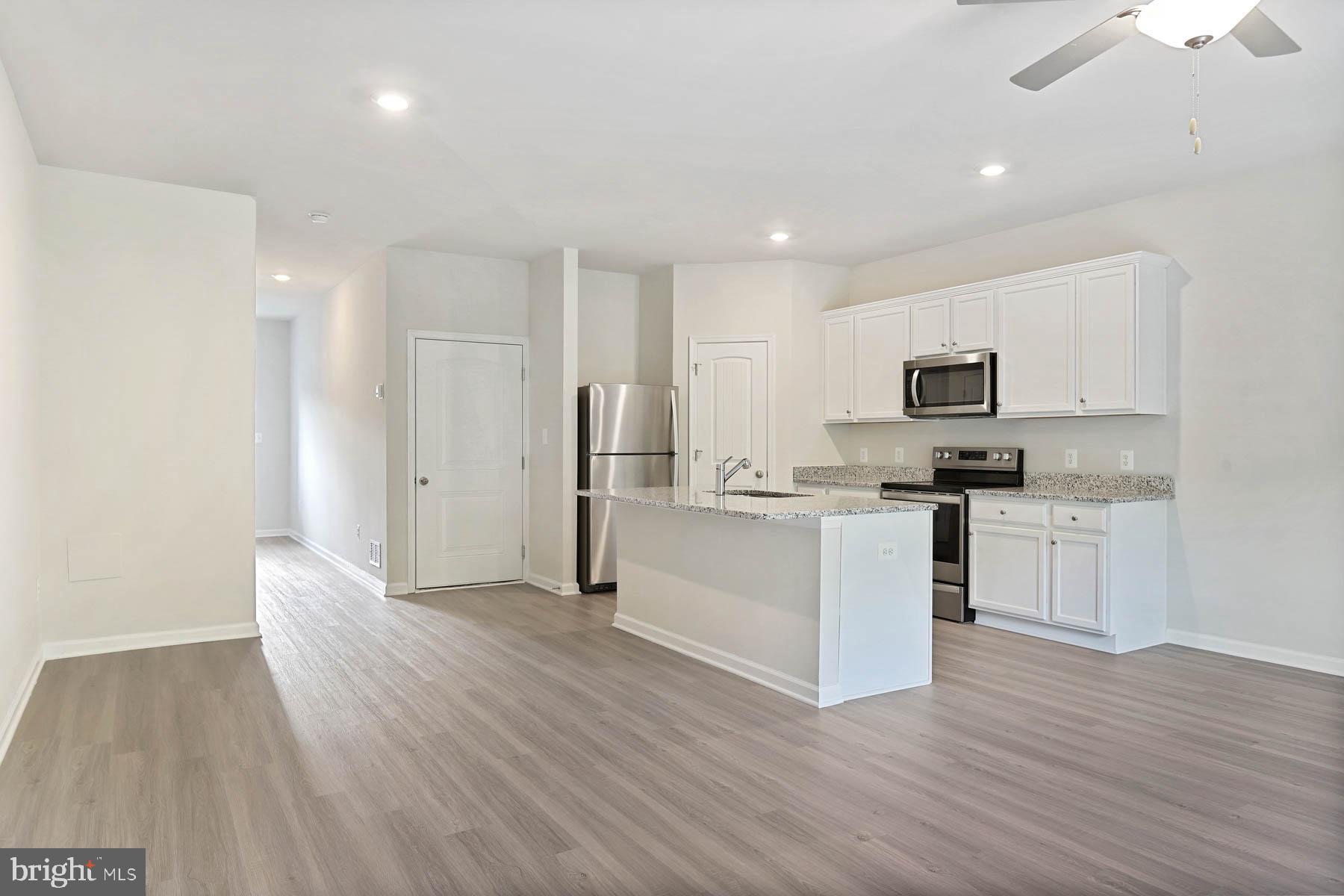 HOMEPLACE AT RIVERSIDE - Residential