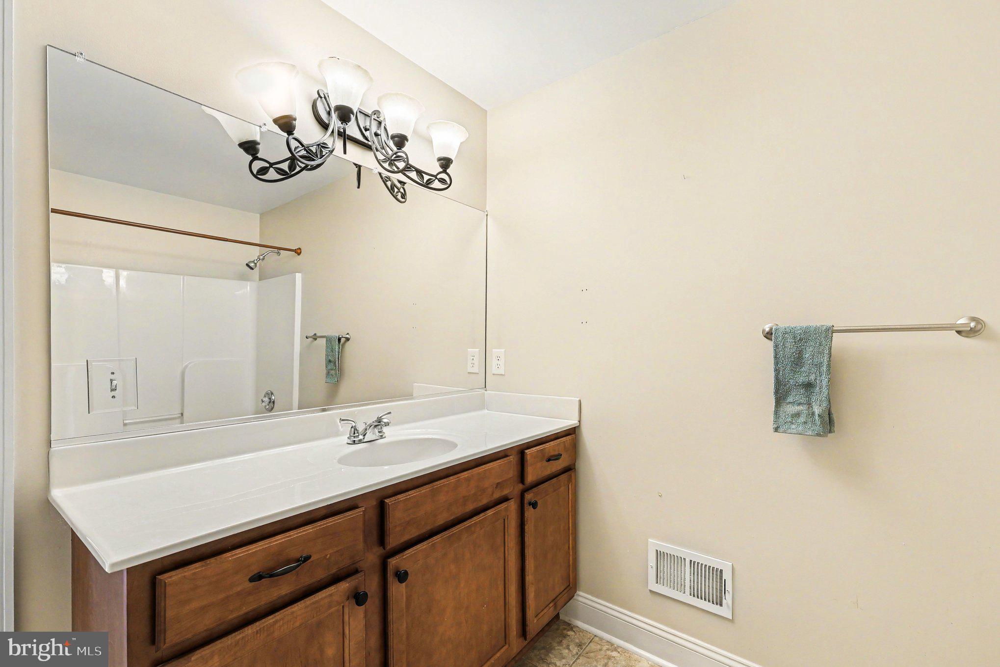 WINCHESTER - Residential