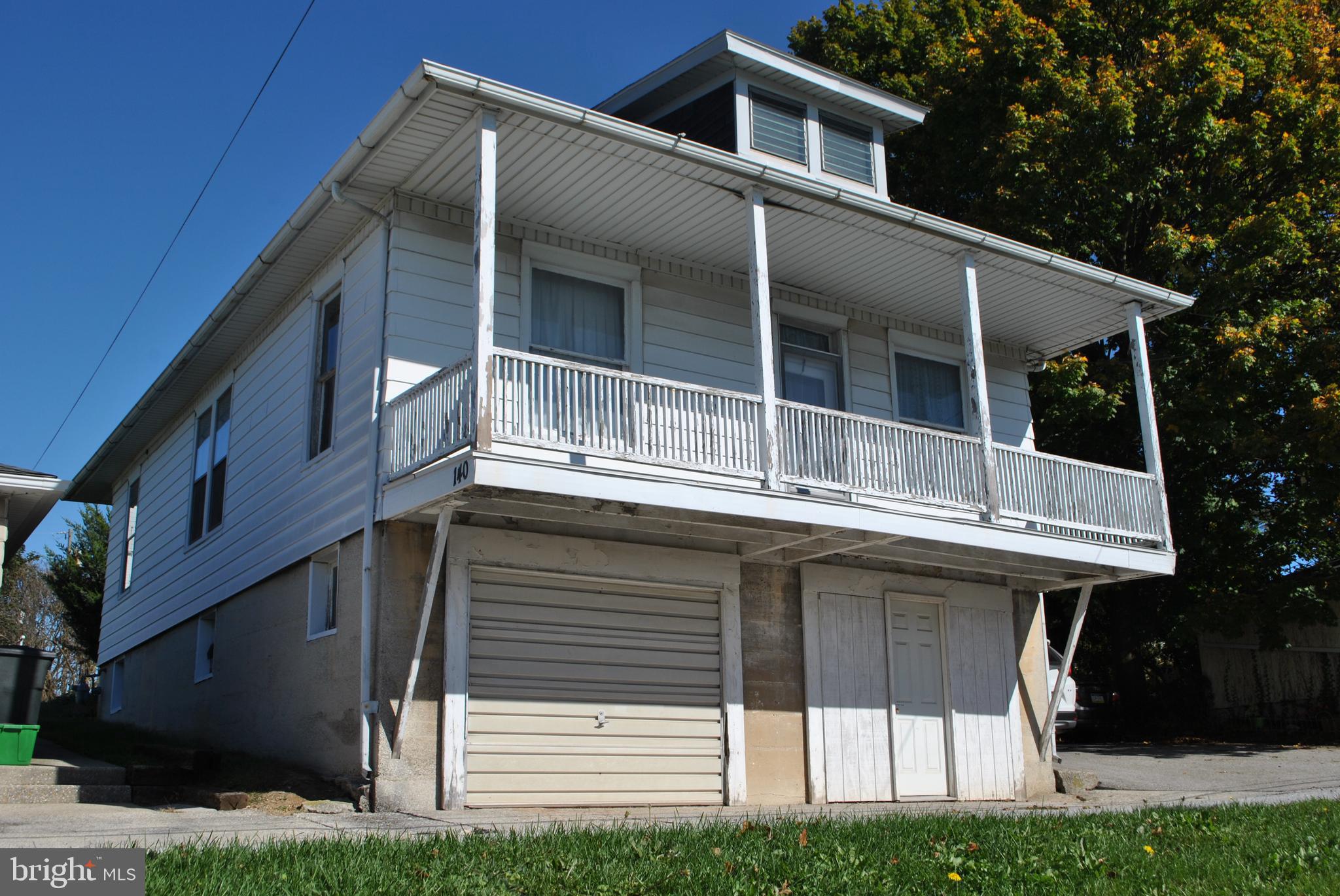 RED LION - Residential