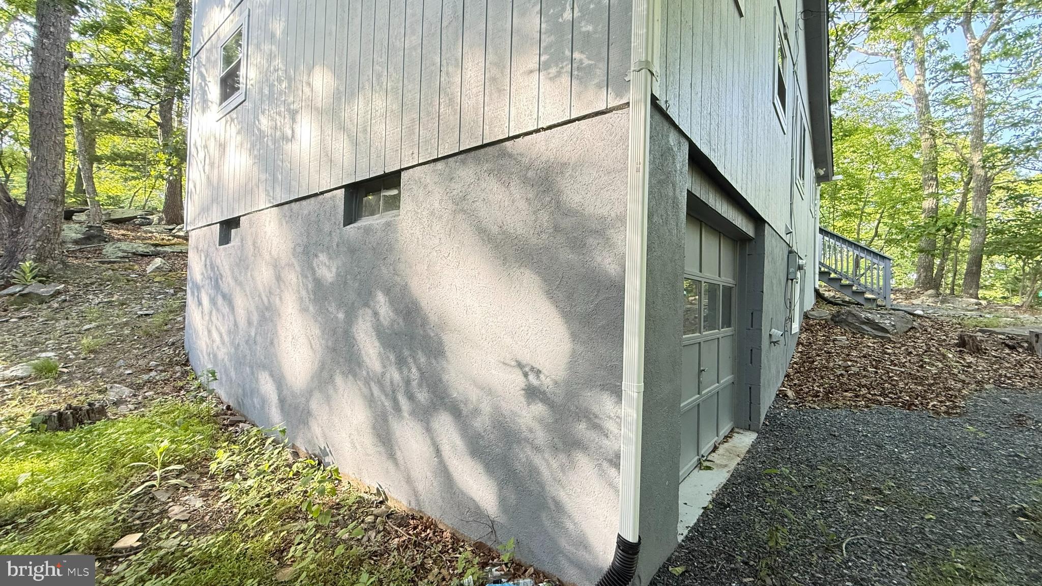 SAW CREEK ESTATES - Residential