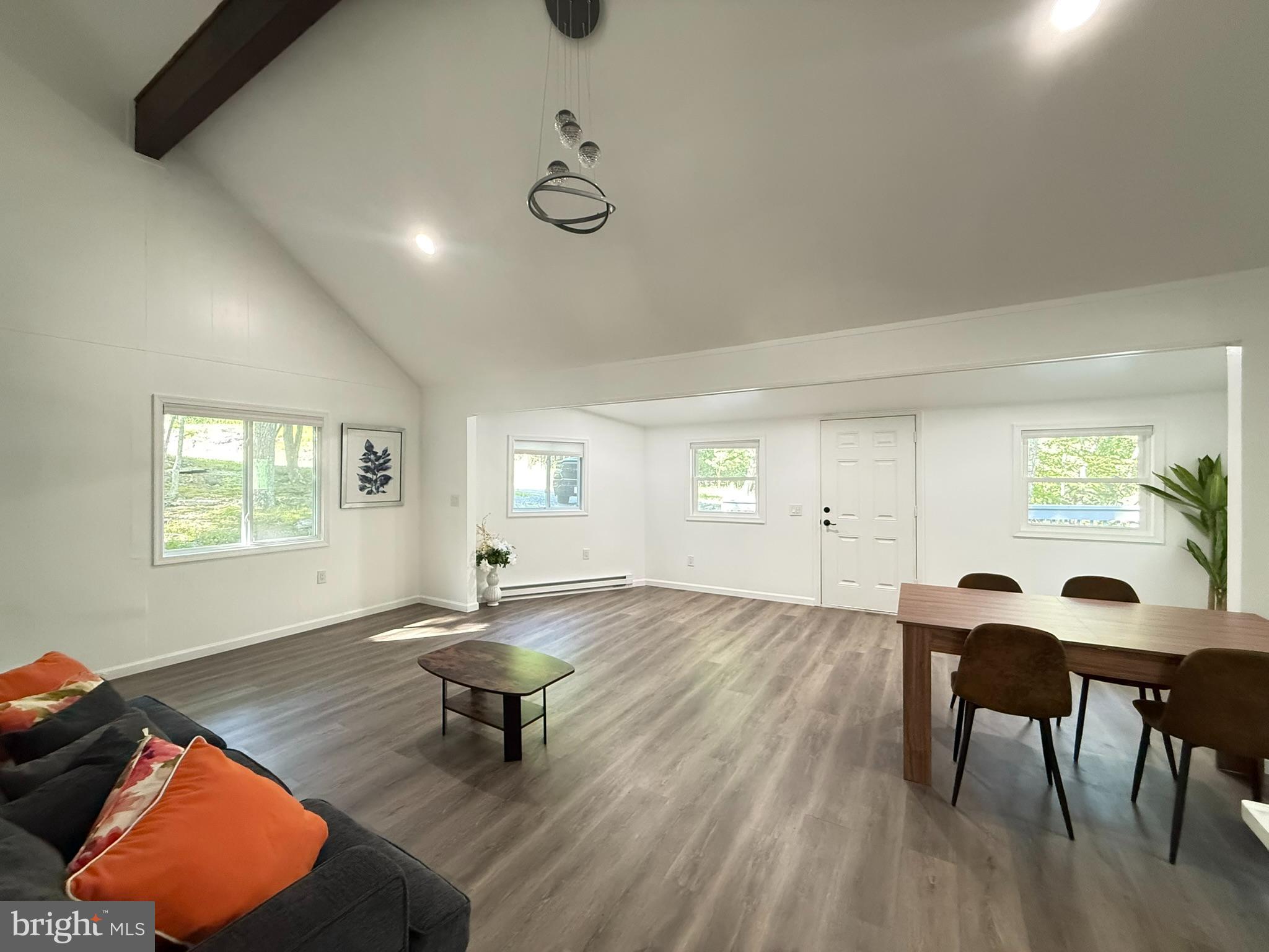 SAW CREEK ESTATES - Residential