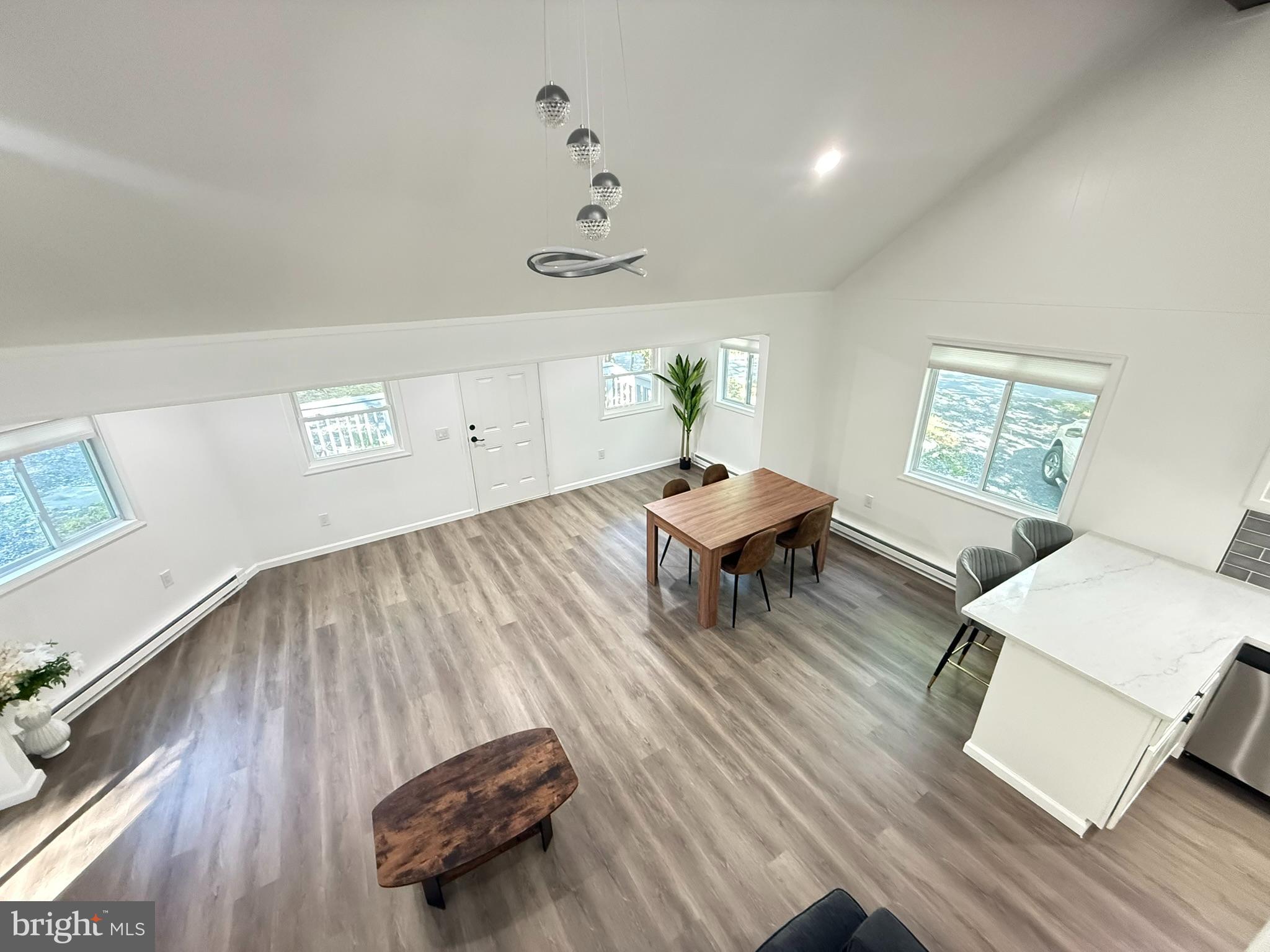 SAW CREEK ESTATES - Residential