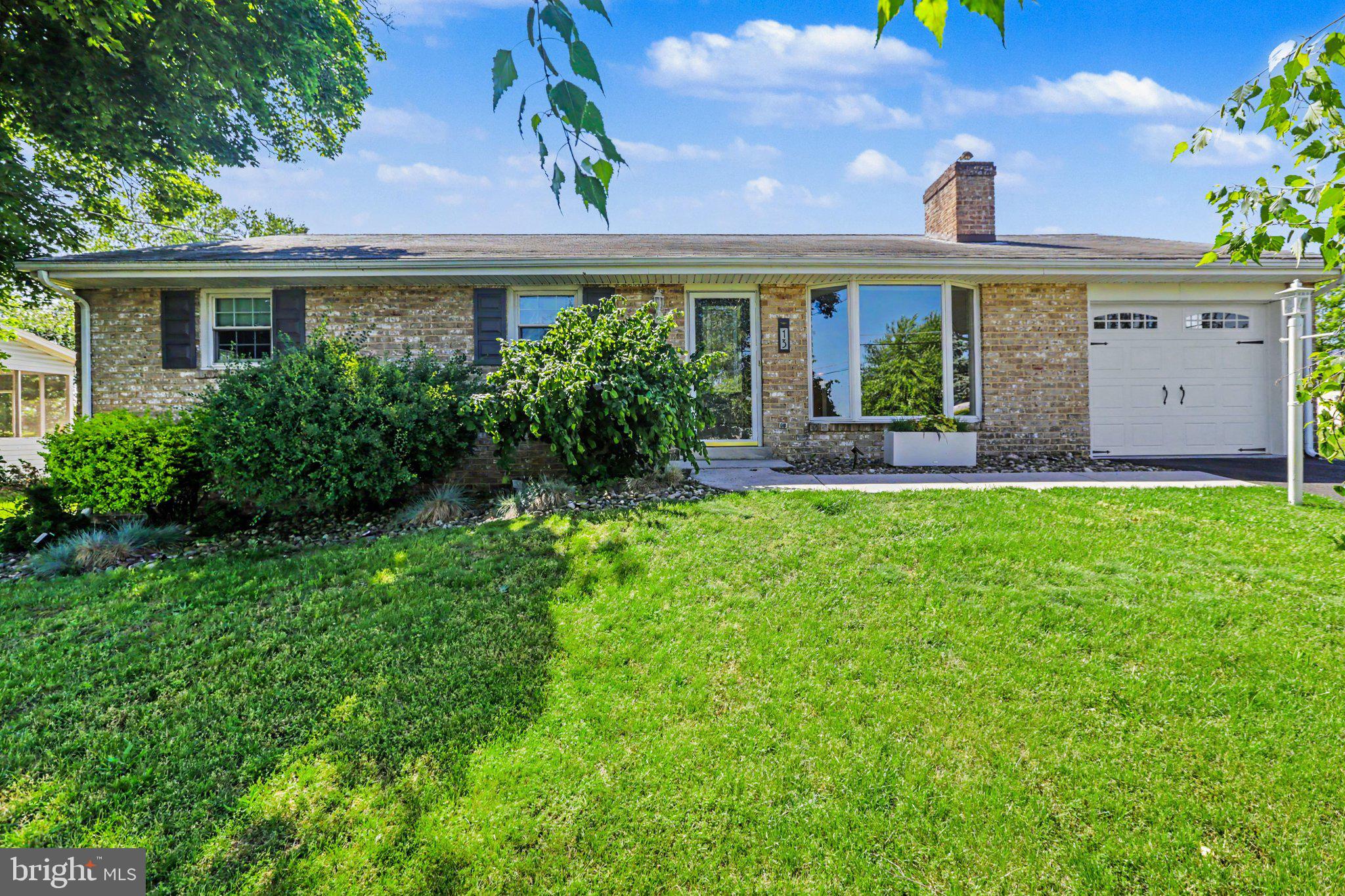 LAKE MEADE - Residential