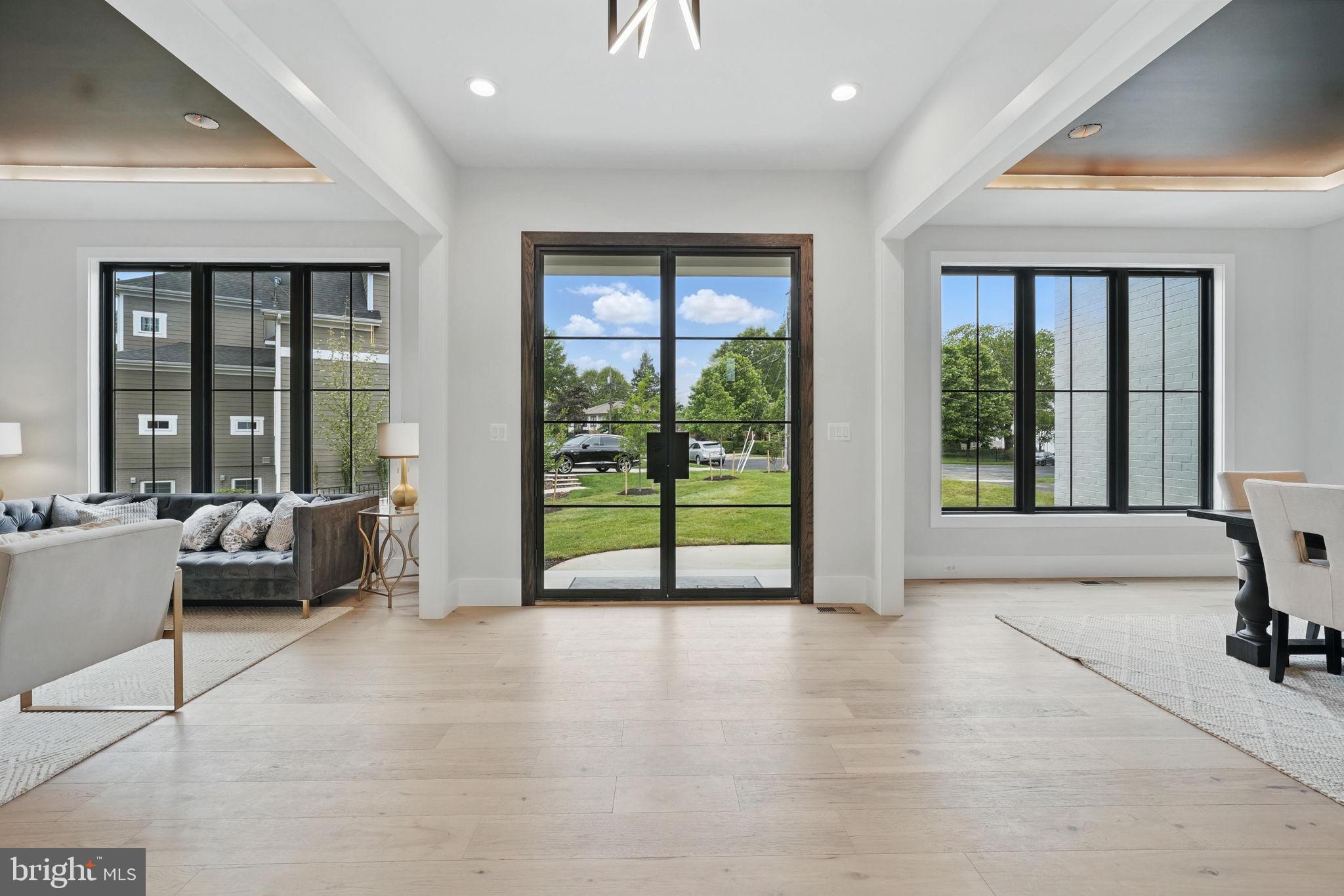 ROSEMONT - Residential