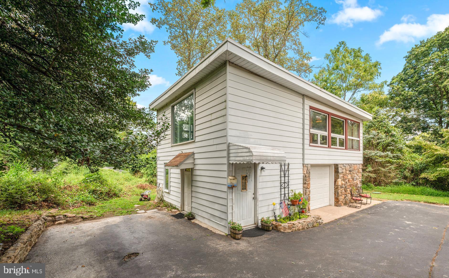 VALLEY FORGE MTN - Residential