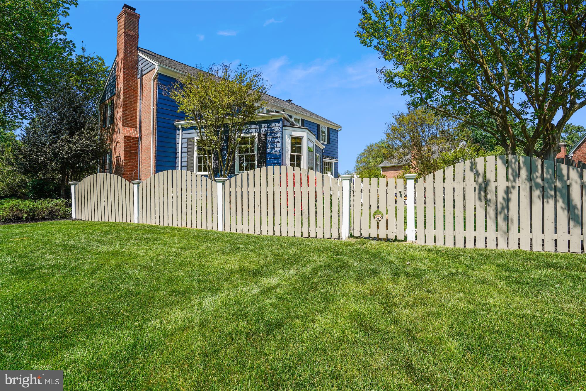 MONTROSE WOODS - Residential