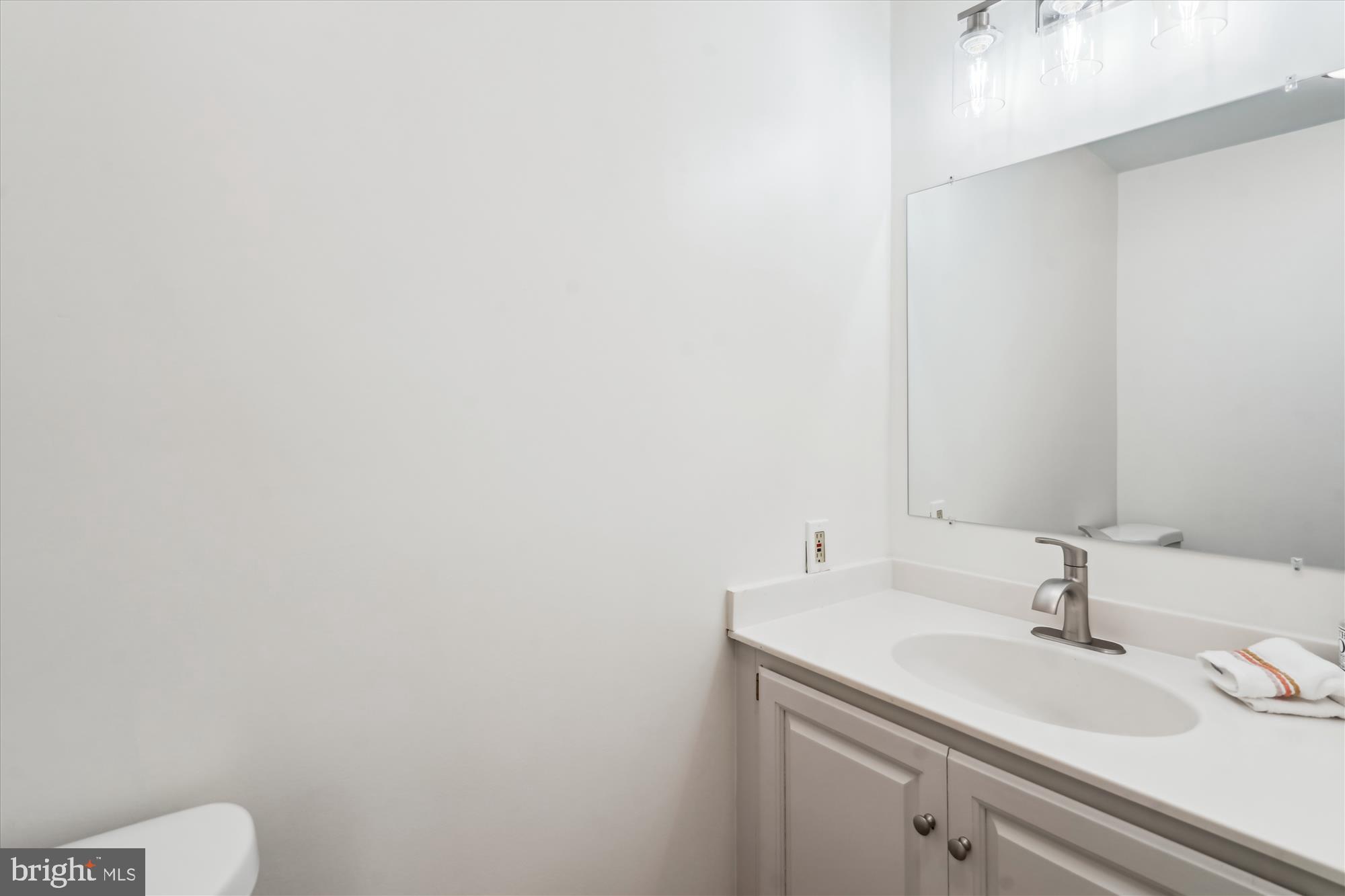 MONTROSE WOODS - Residential