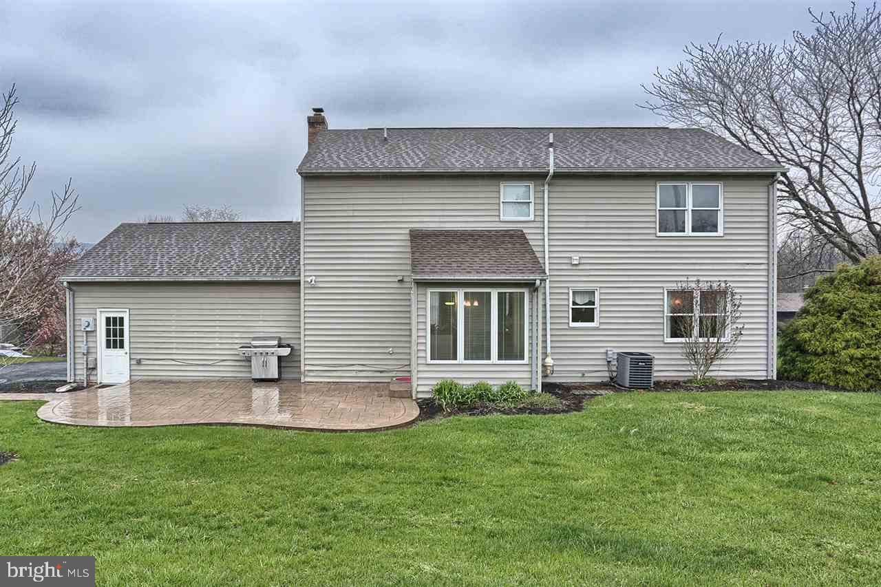 SAMPLE BRIDGE ESTATES - Residential