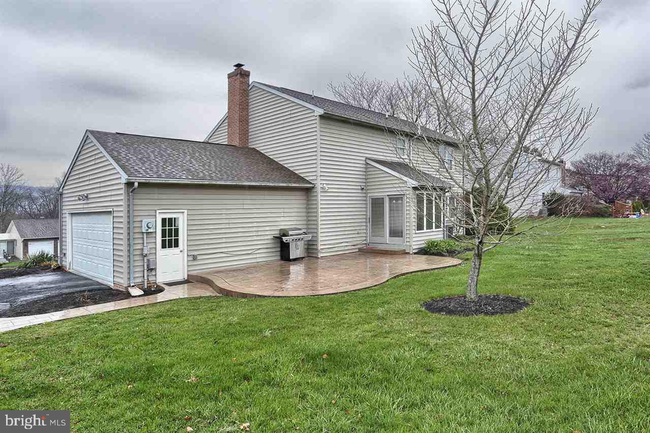 SAMPLE BRIDGE ESTATES - Residential