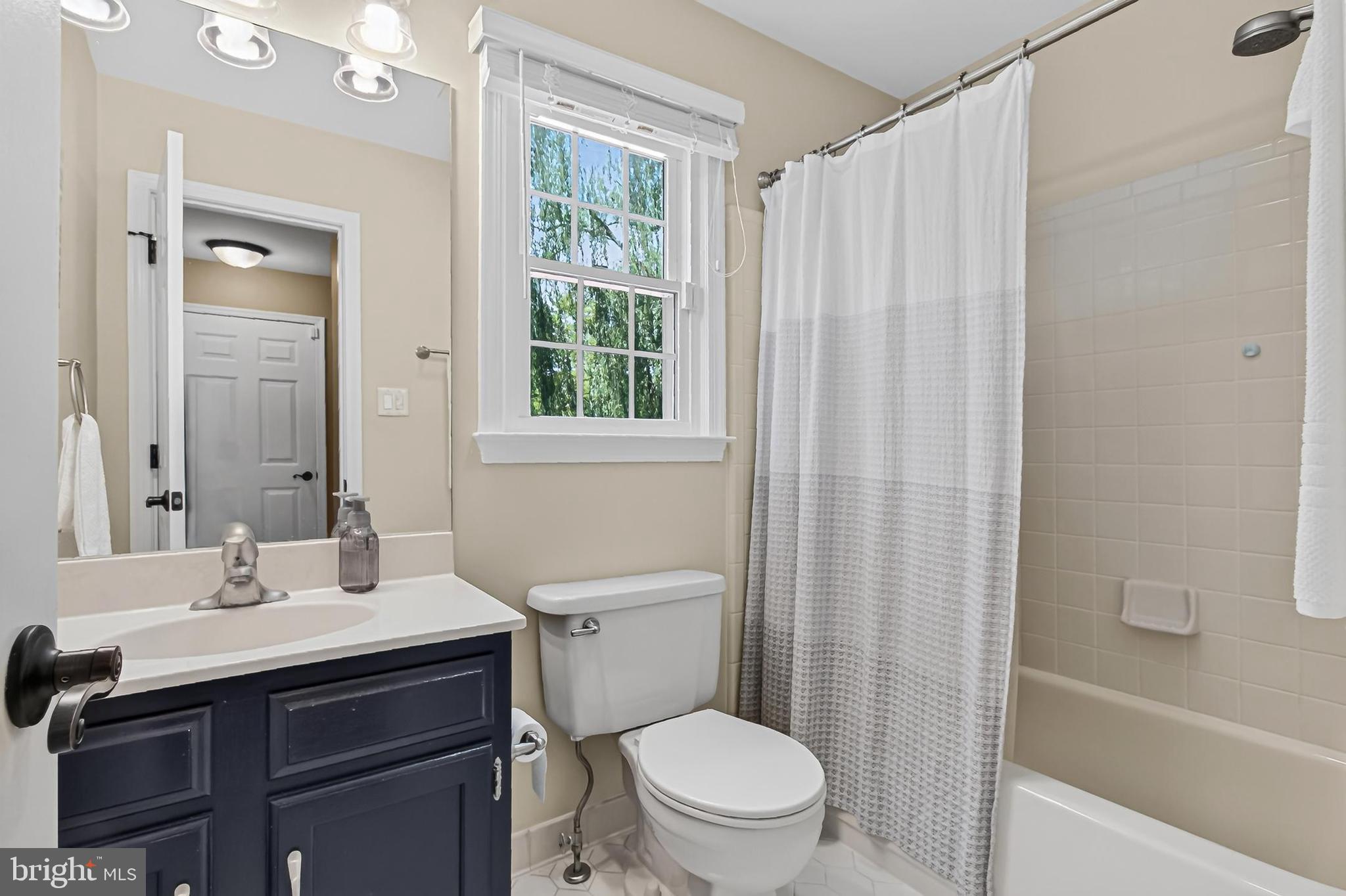 LIFESTYLE AT SULLY STATION - Residential