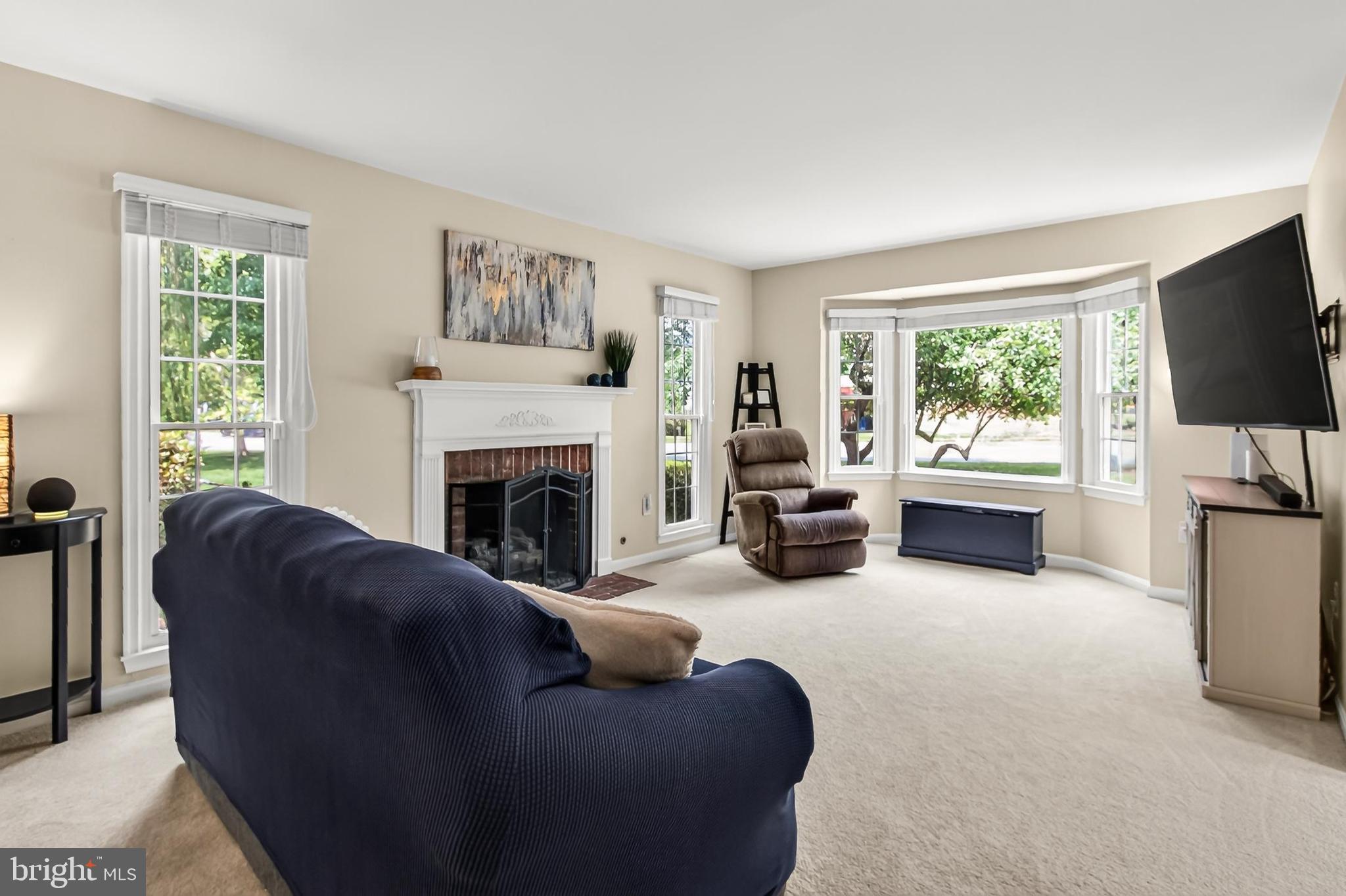 LIFESTYLE AT SULLY STATION - Residential