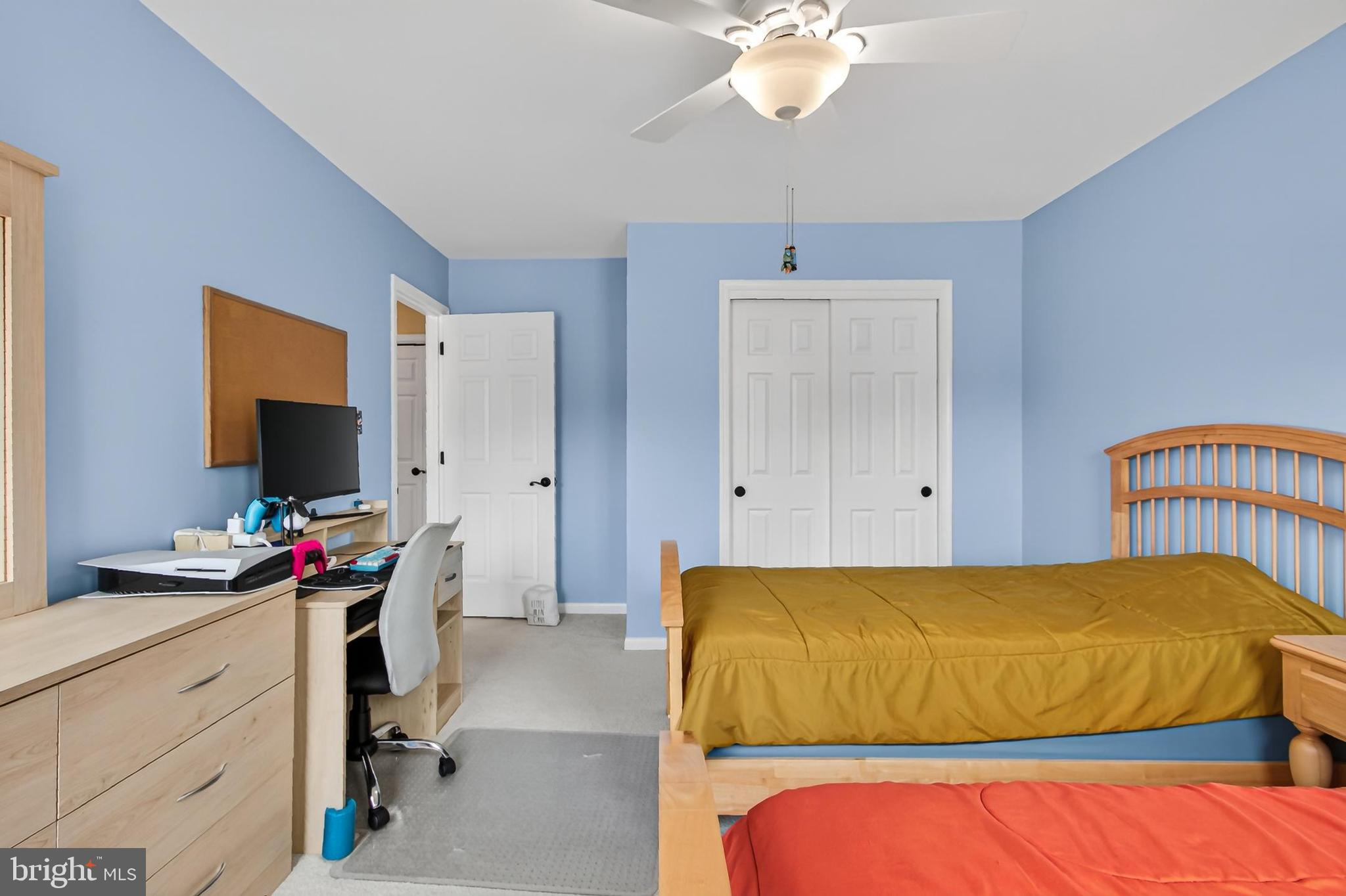 LIFESTYLE AT SULLY STATION - Residential