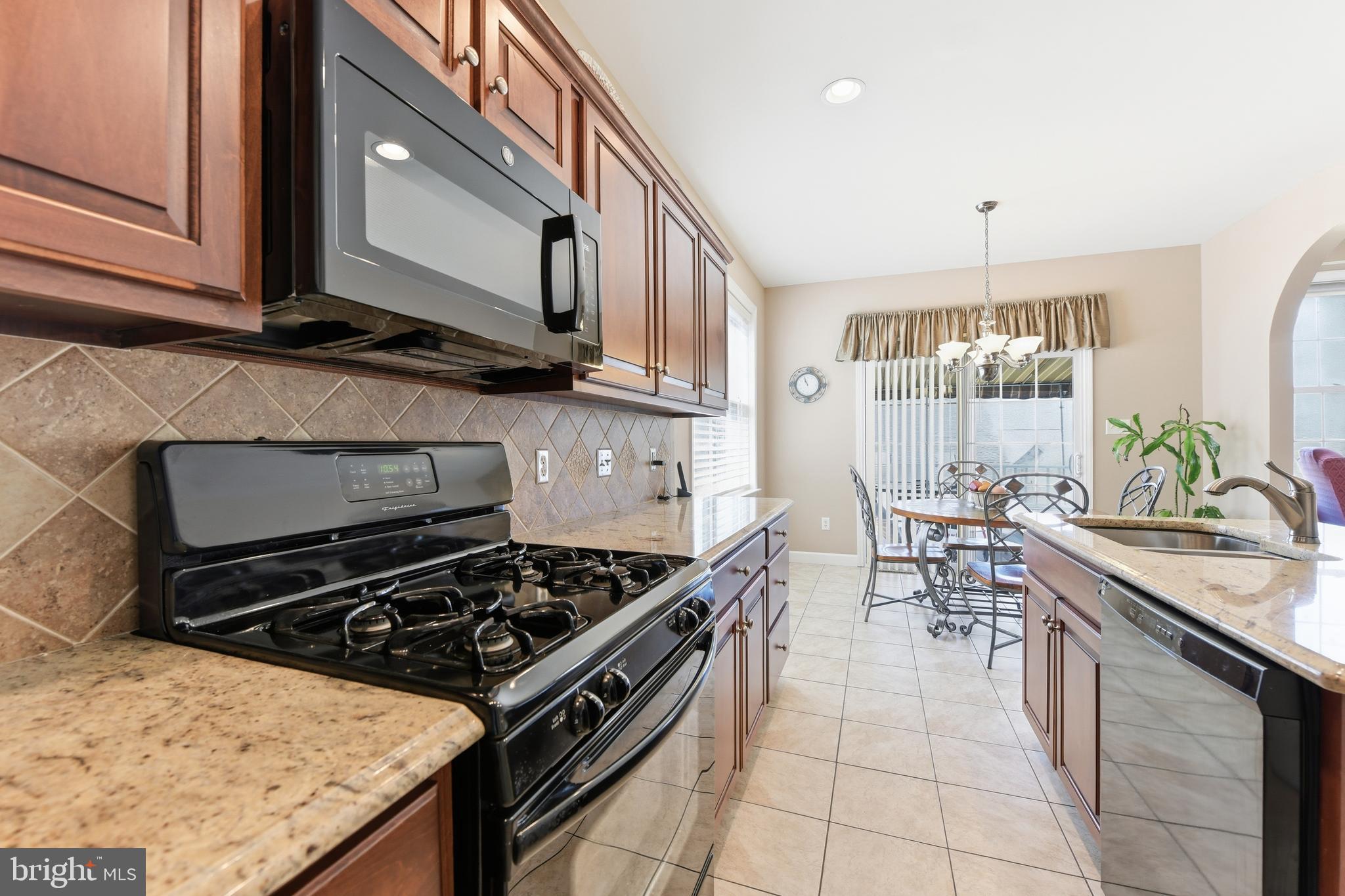ROSEMONT - Residential