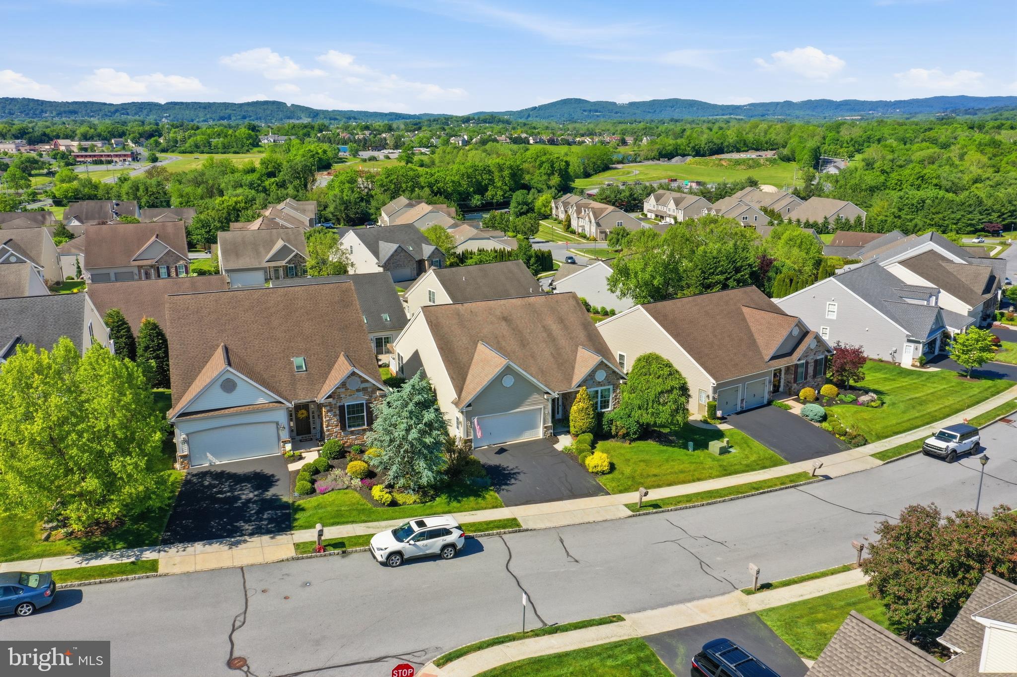 ROSEMONT - Residential