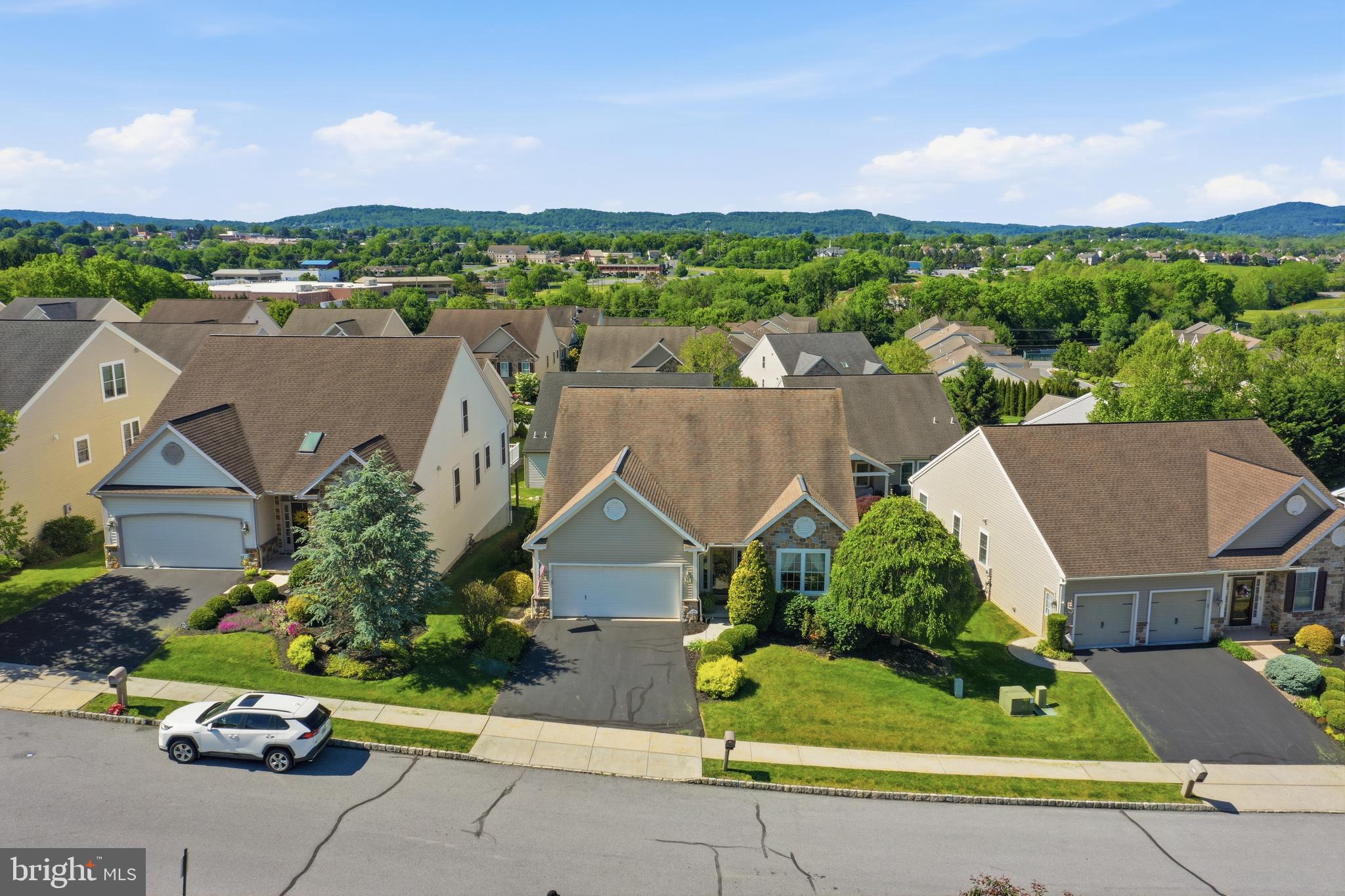 ROSEMONT - Residential