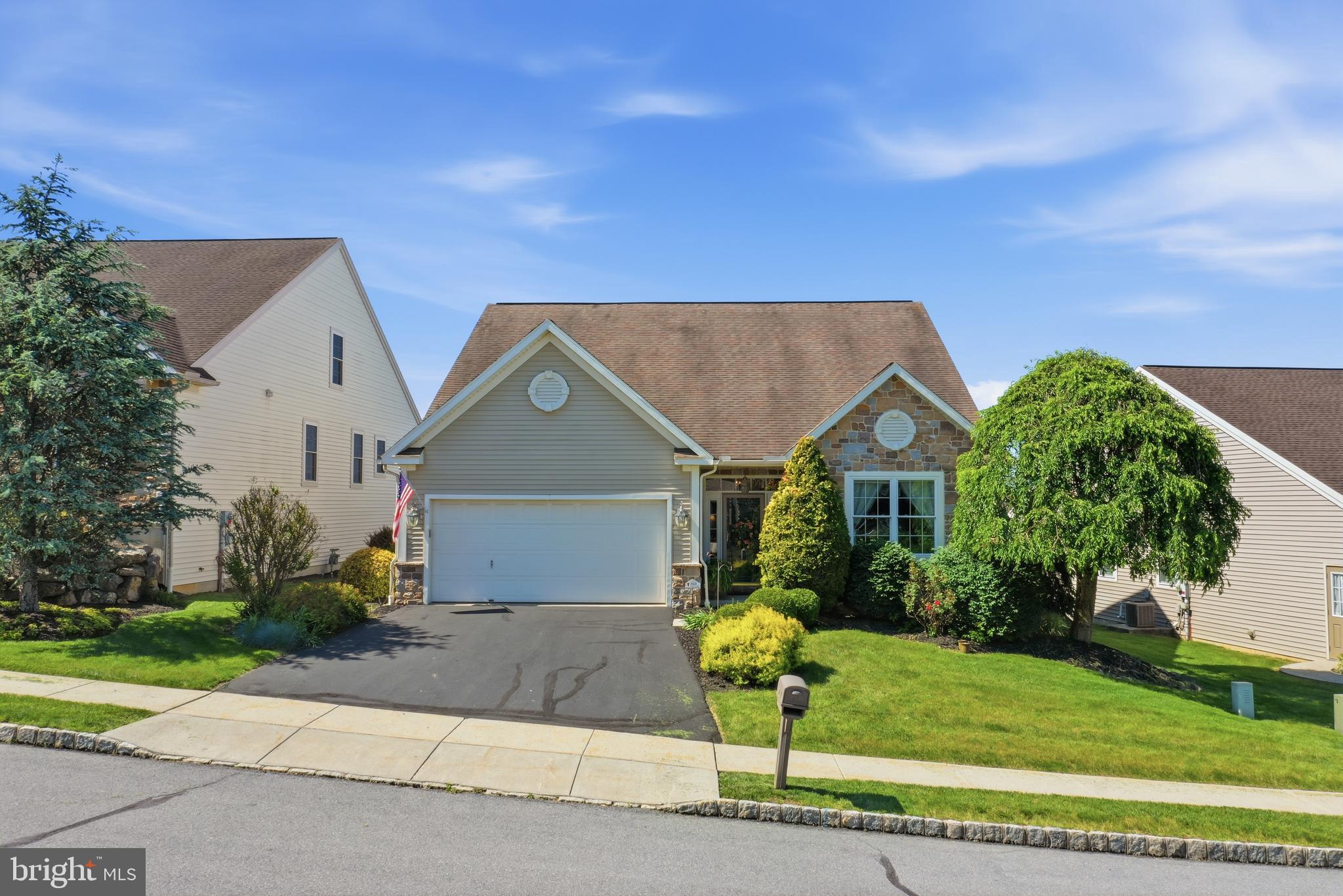 ROSEMONT - Residential