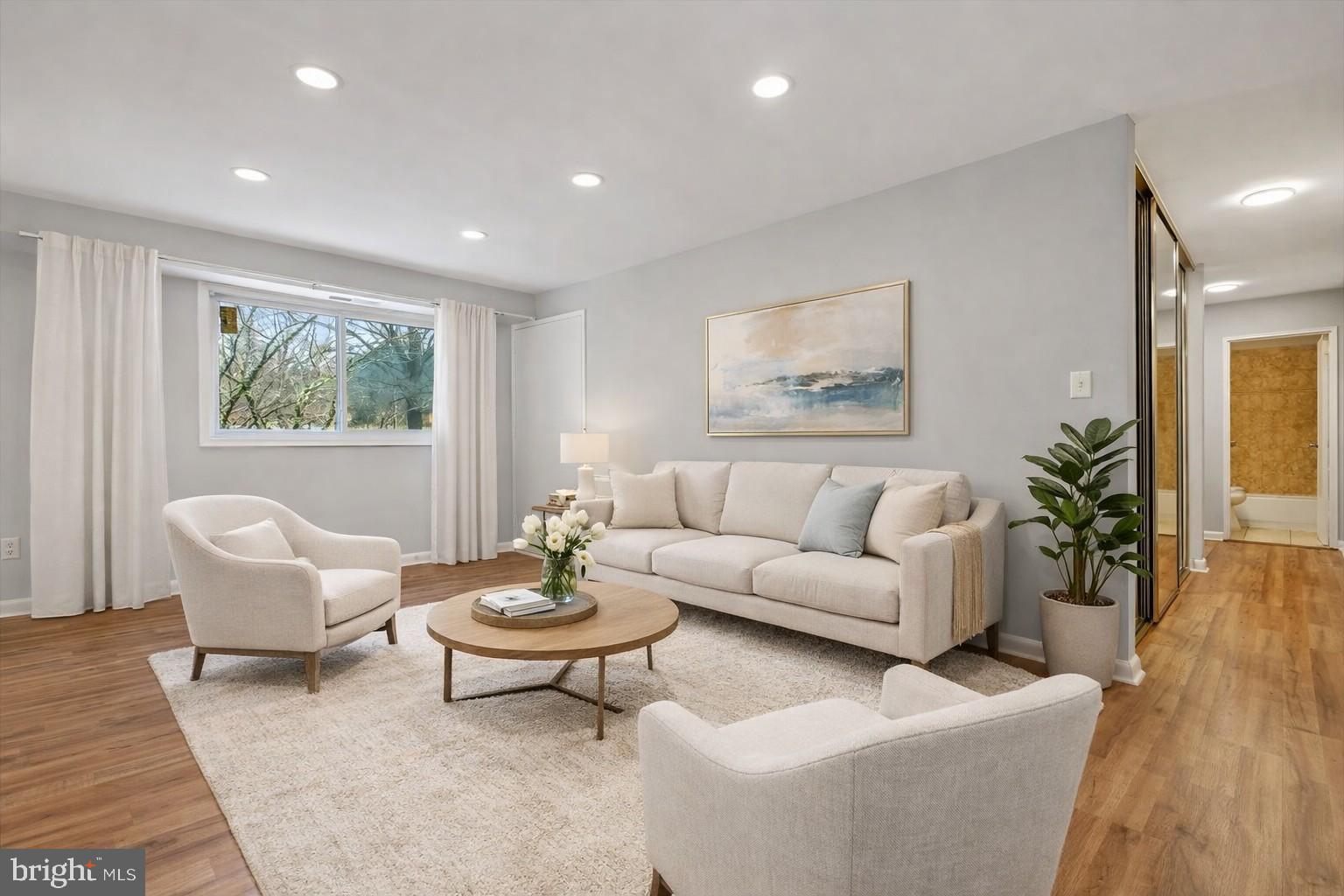 KENMANOR - Residential