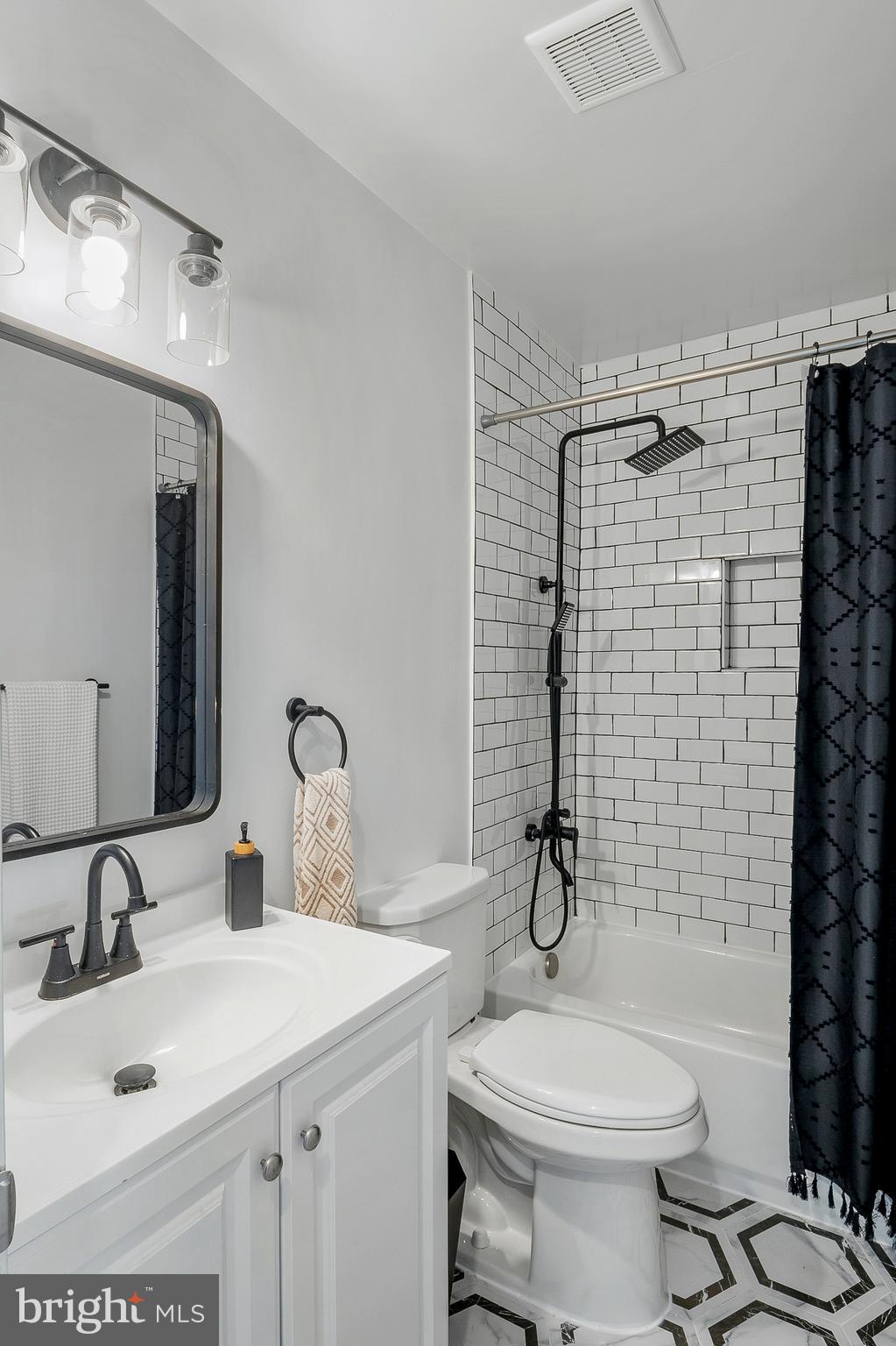 BERKLEY ESTATES - Residential