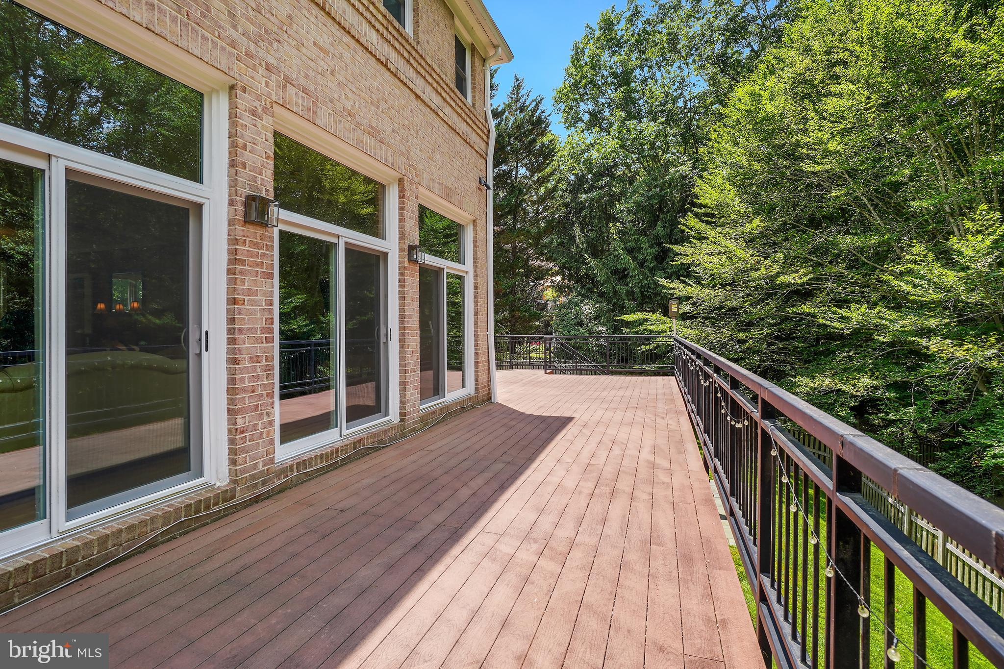 LAKE POTOMAC - Residential