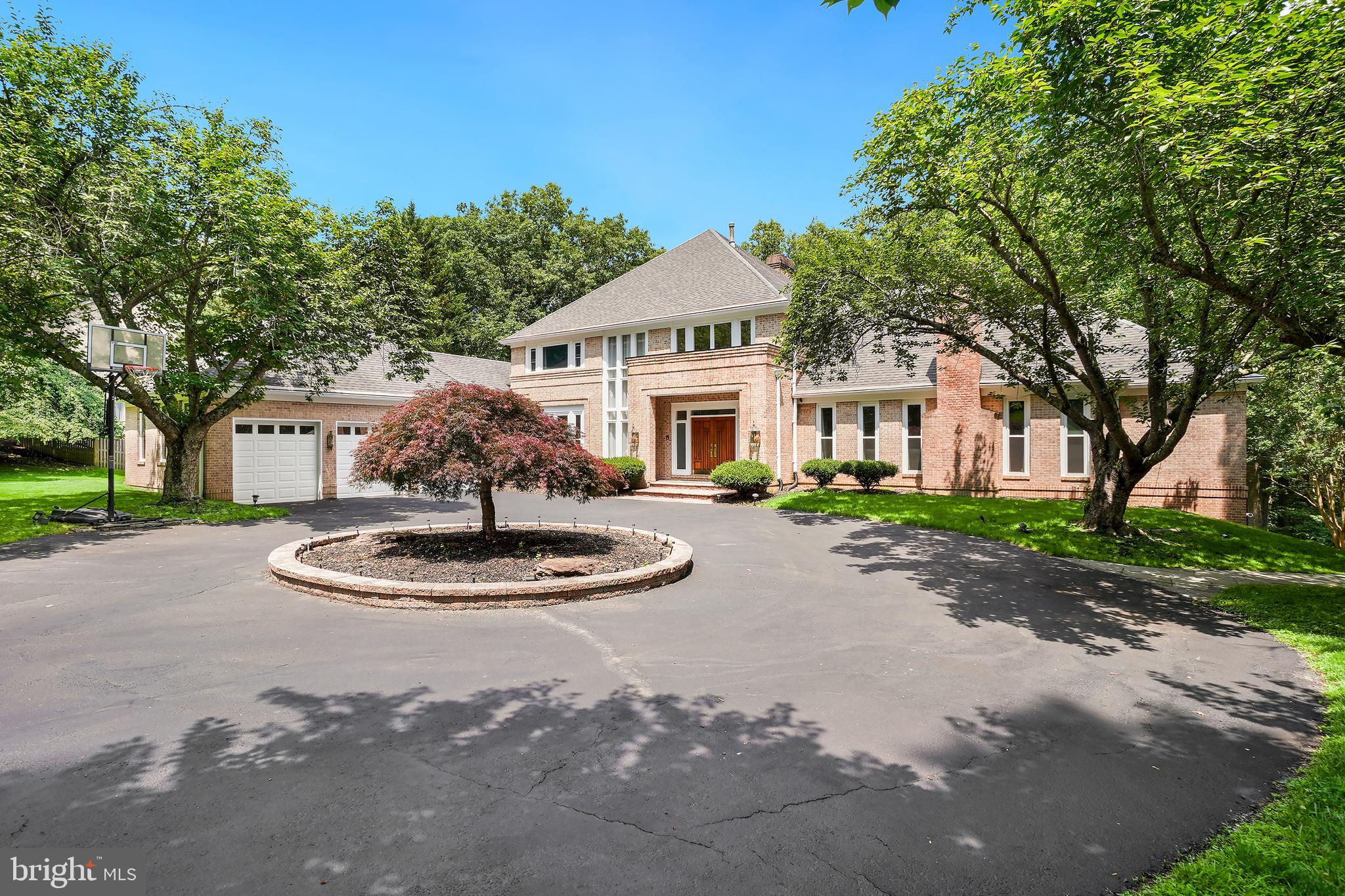 LAKE POTOMAC - Residential