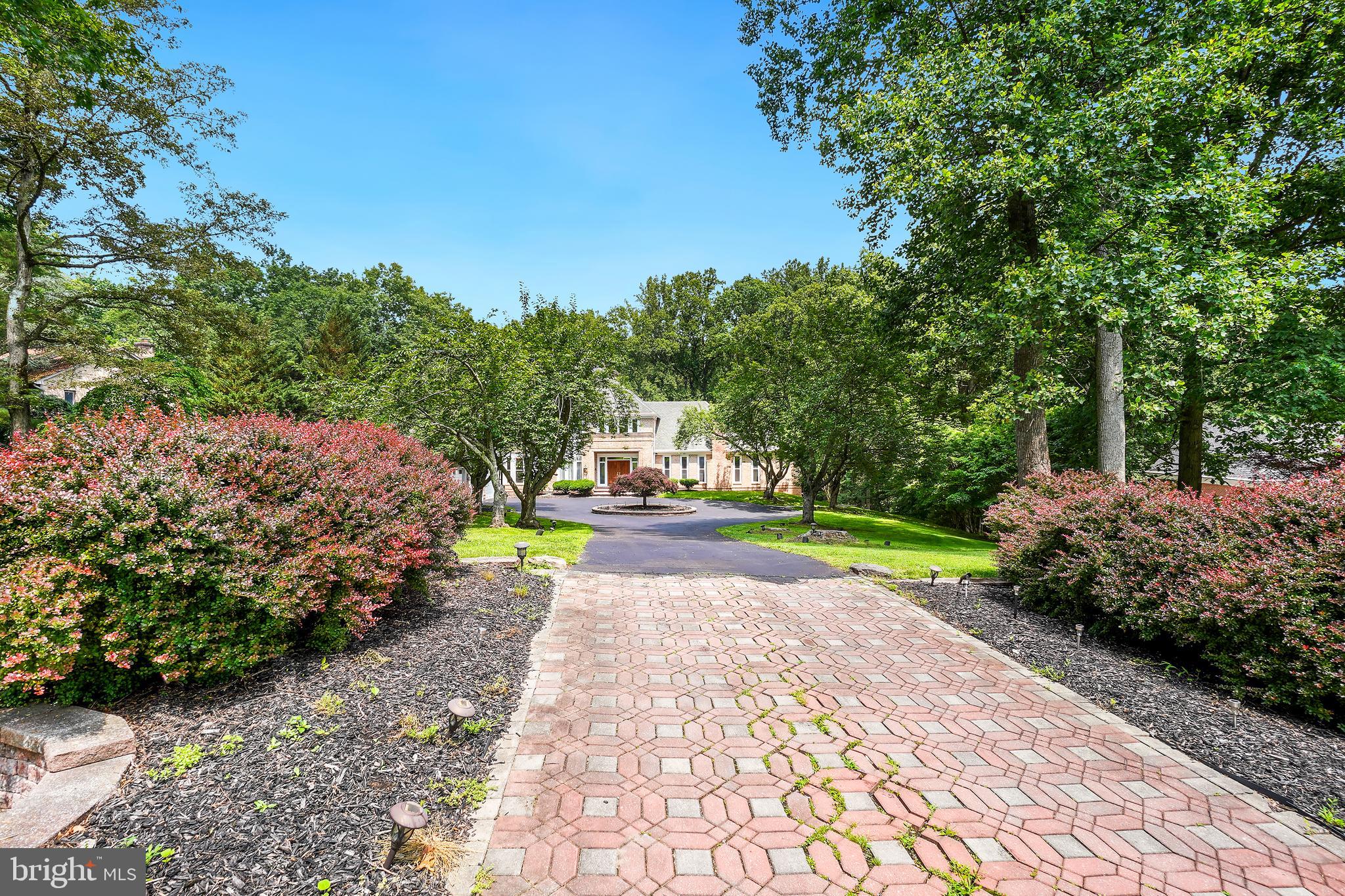 LAKE POTOMAC - Residential